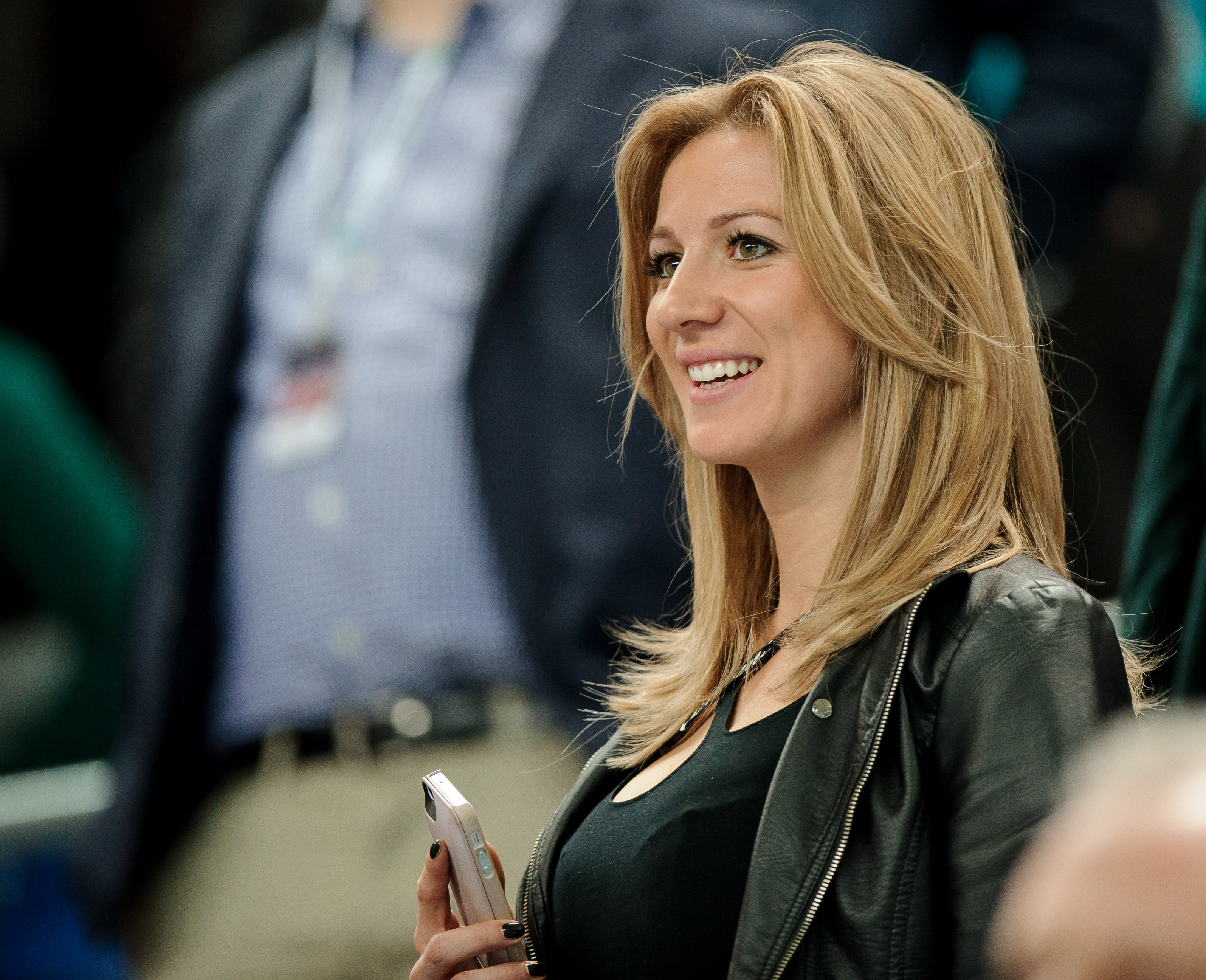 Sponsor zamienił jej życie w piekło. Ujawniła, ile musiała mu oddawać pieniędzy