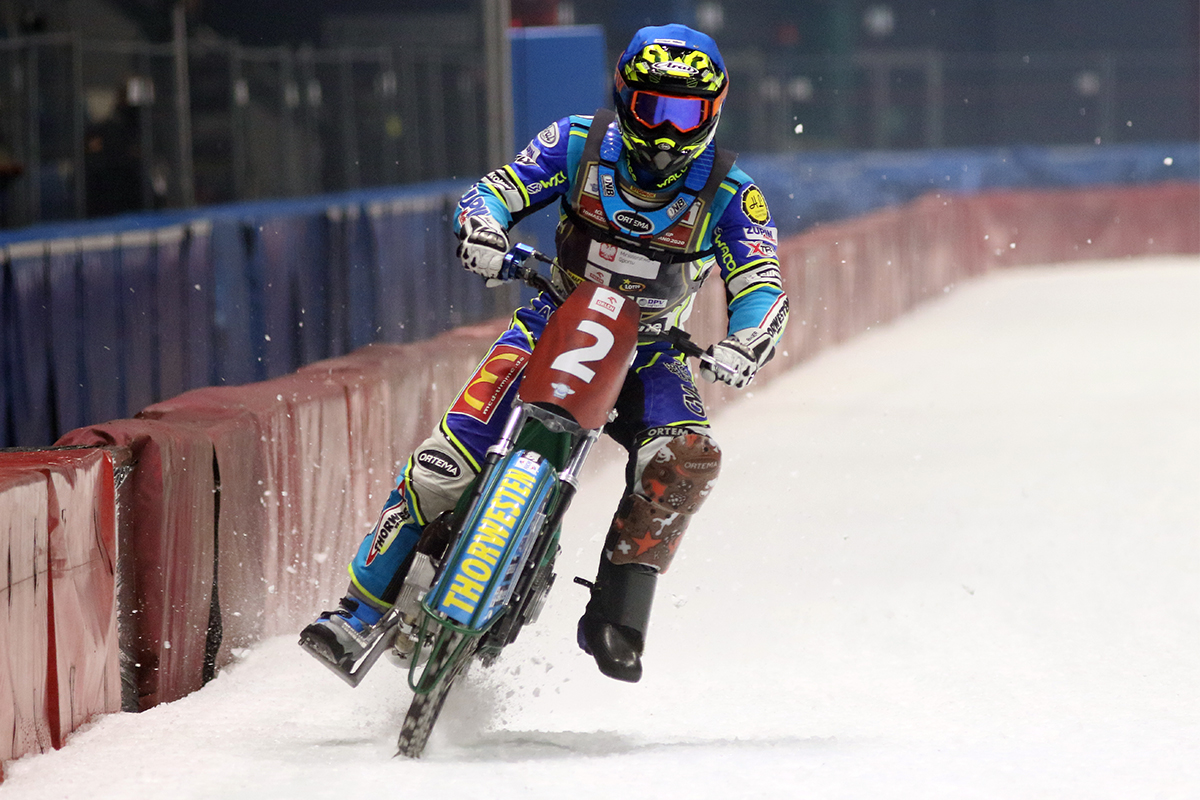 Grzmi po decyzji organizatorów mistrzostw Europy. "Wydajemy na to mnóstwo pieniędzy"