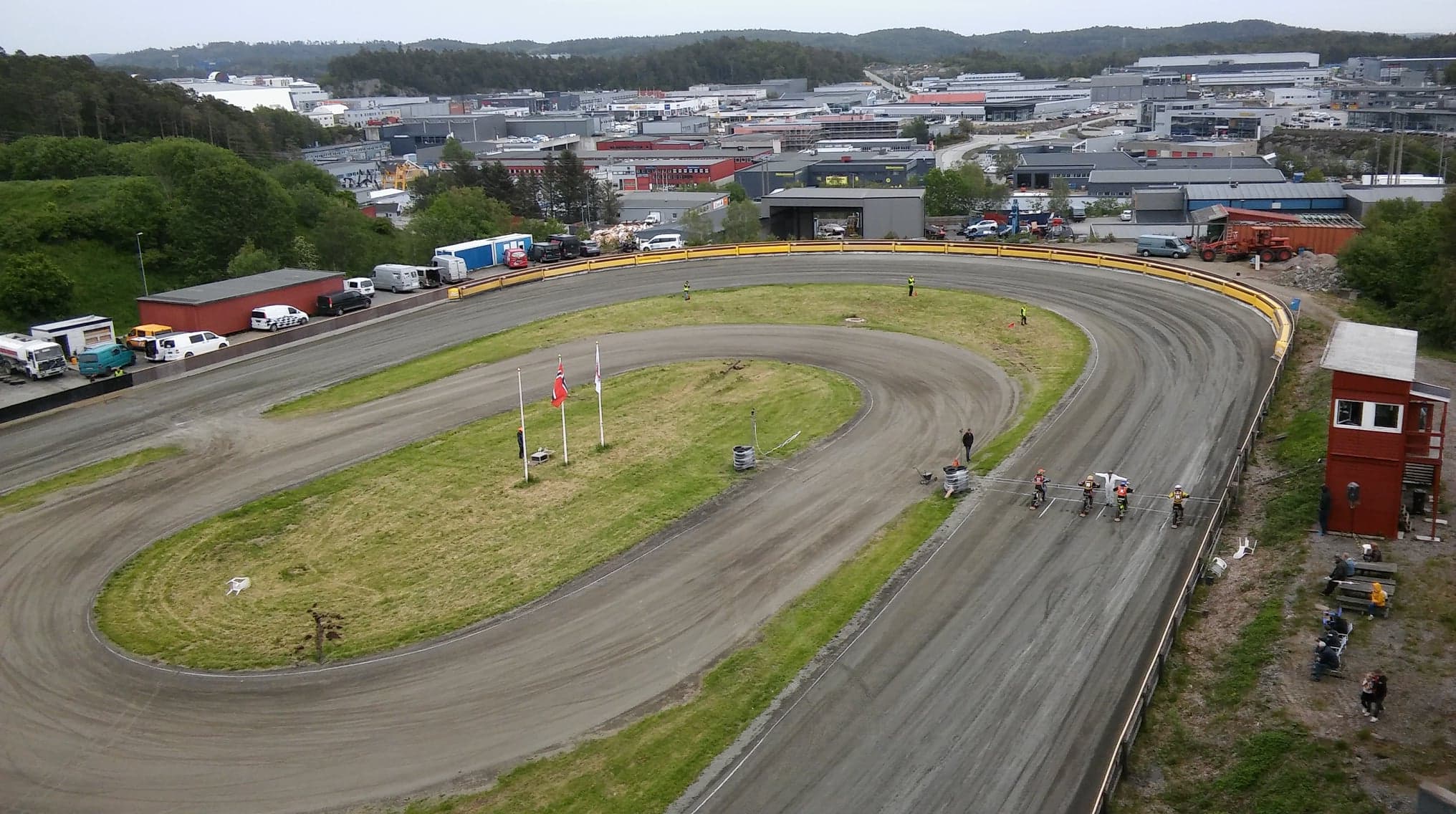 Żużel. Poznaliśmy kalendarz imprez w kolejnym kraju. Wdarzenia na pięciu torach, jeden termin warunkowy