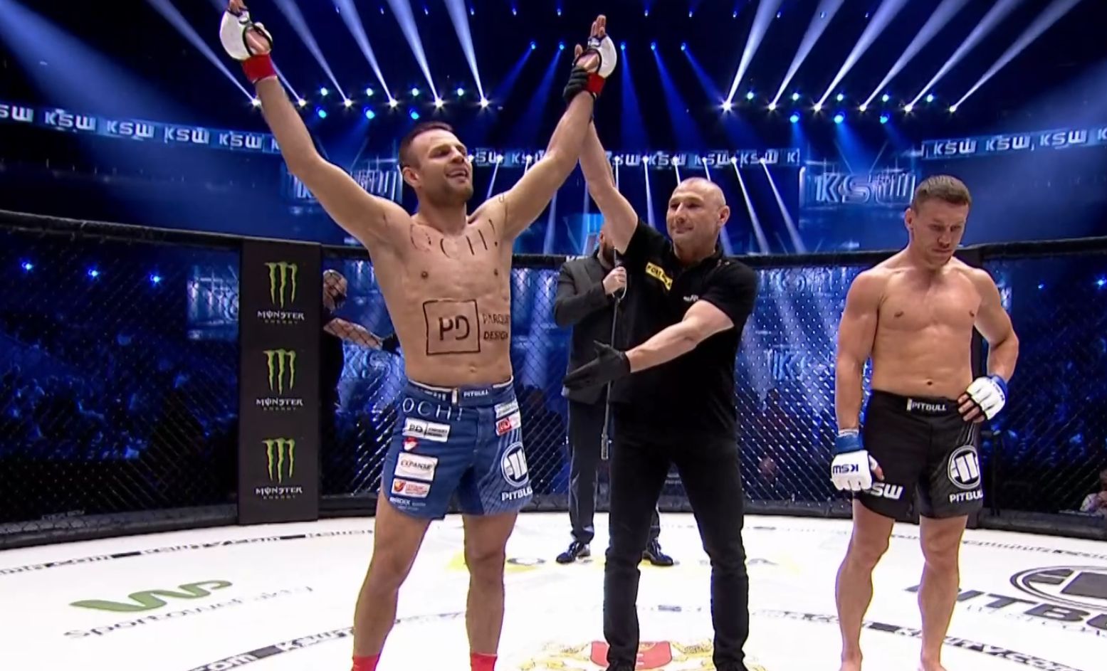 KSW 61. Świetny występ Damiana Stasiaka. Szybkie poddanie - Sport WP SportoweFakty