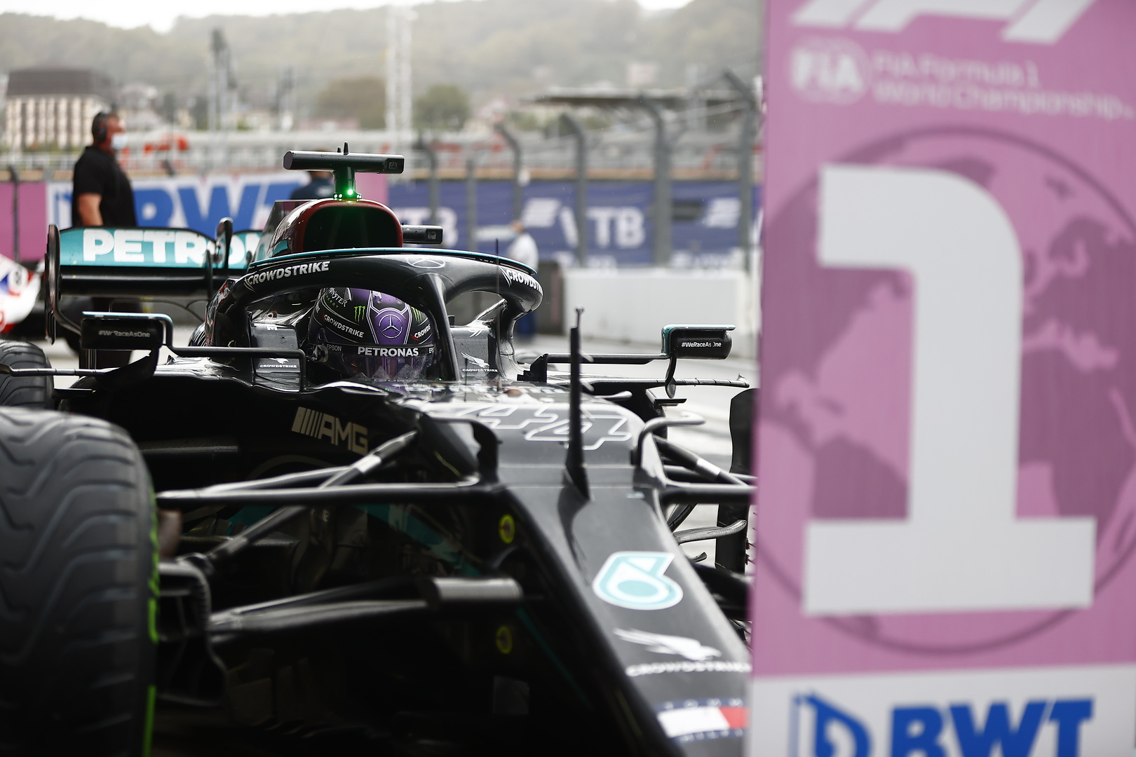 Kwalifikacje dla Mercedesa thumbnail