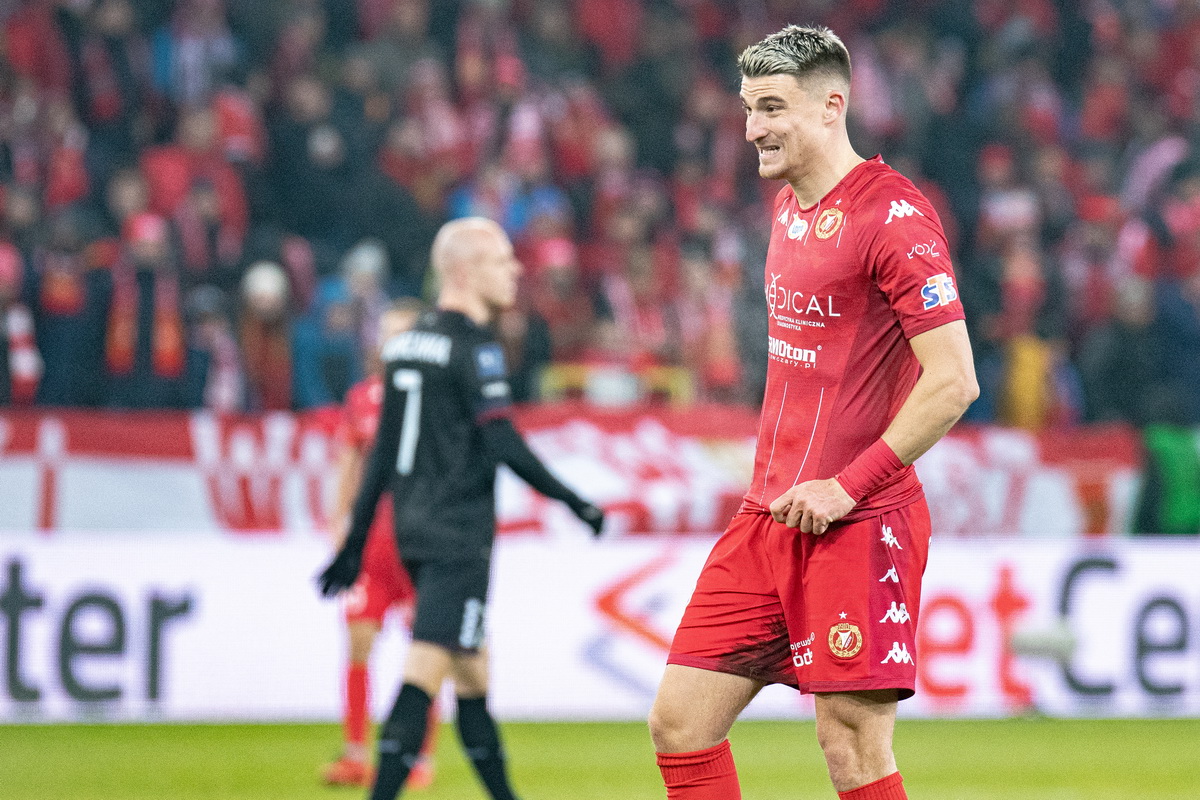 Błyszczał w Ekstraklasie. Teraz zagra w Wiśle Kraków