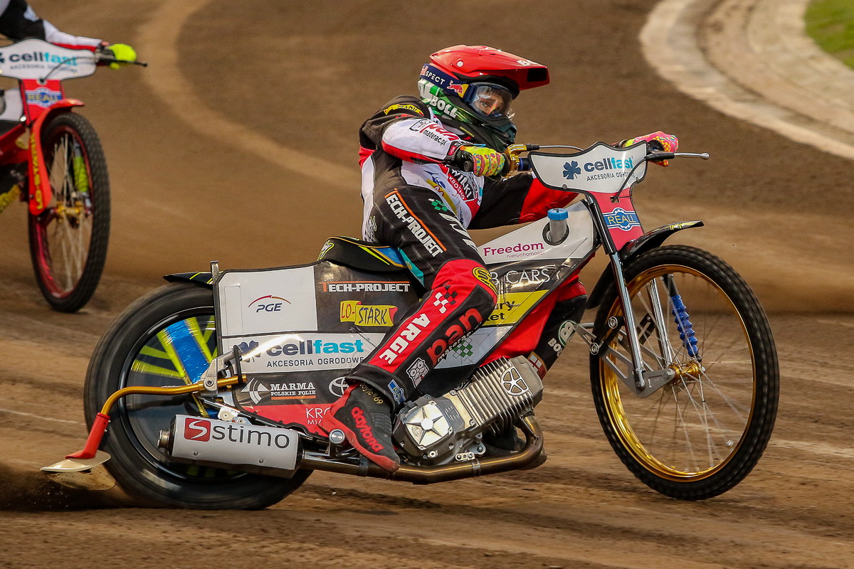 Sezon żużlowy w Polsce wystartował! Słaby występ Włókniarza w Krośnie