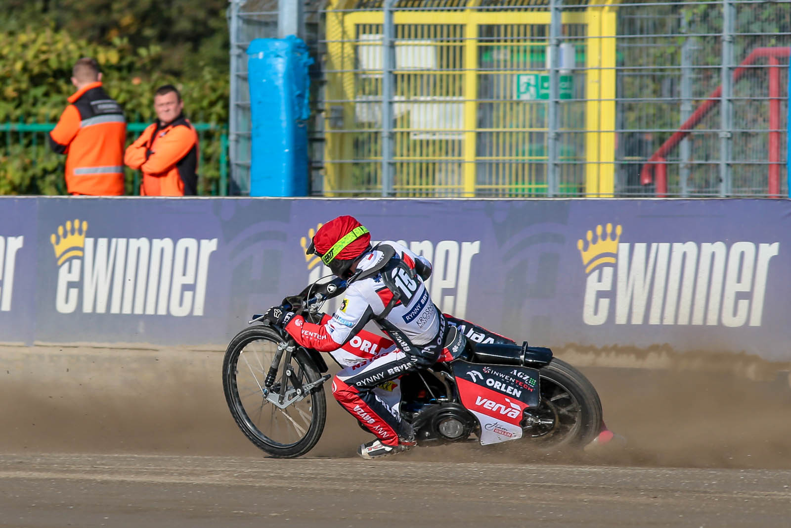 Żużel. Wyrównane ściganie w Rzeszowie. Orlen Cellfast Wilki mają powody do radości