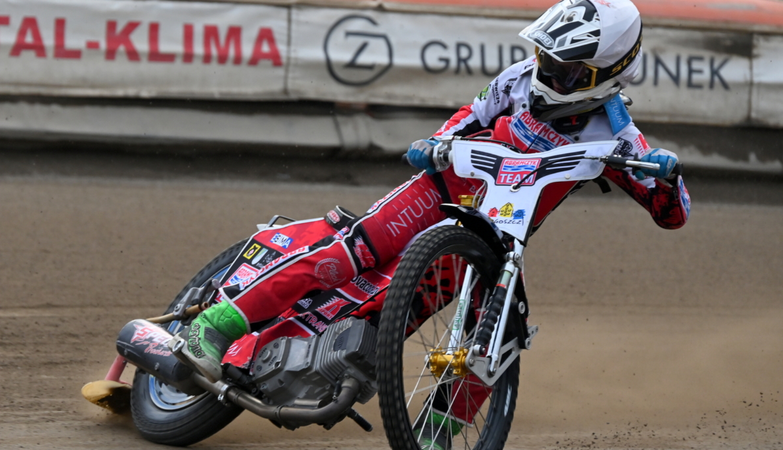 Żużel. Miejscowi najlepsi w Bydgoszcz. Kolejny kompletny występ Małkiewicza