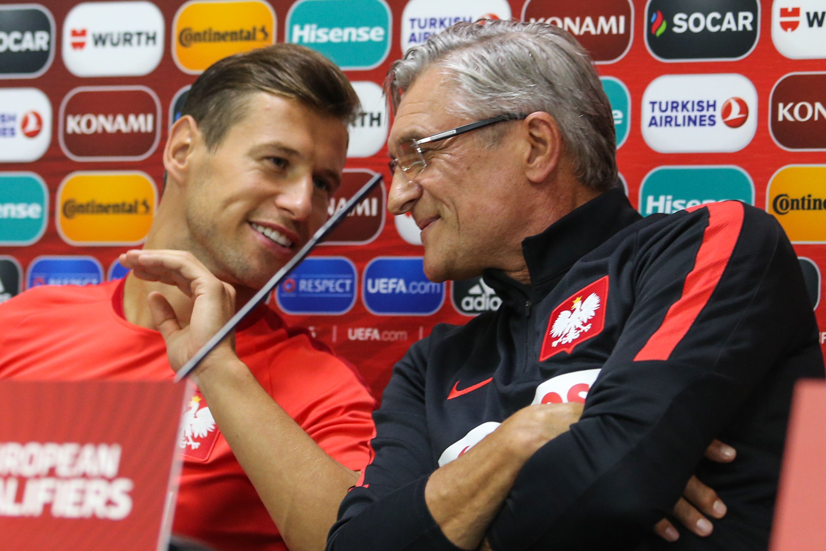 Adam Nawałka zaskakuje. Powiedział to Krychowiakowi