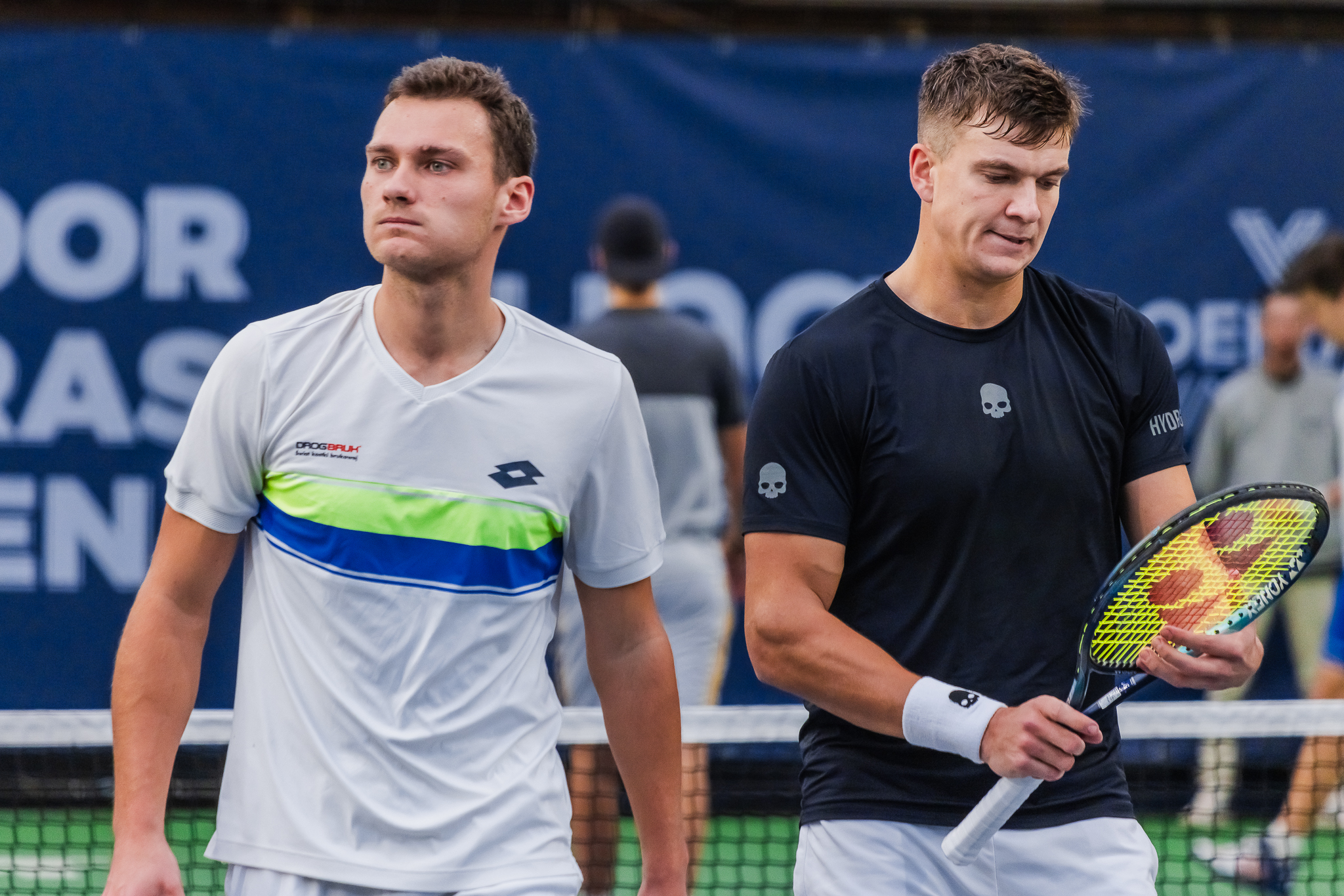 Szczęście Polaków. Przegrali, ale grają dalej