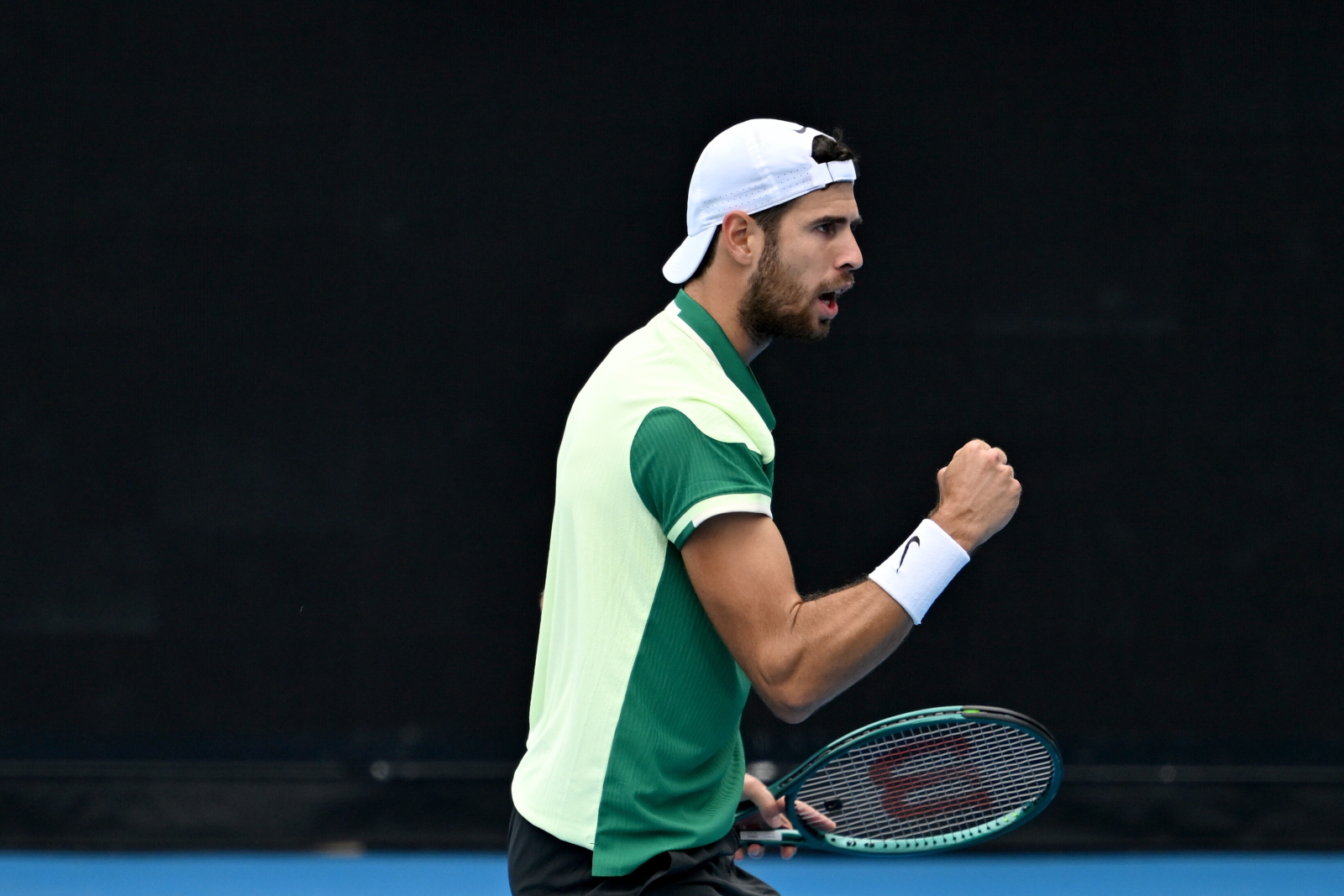 Trudne otwarcie turniejowej "trójki". Dwukrotny finalista zmarnował meczbole