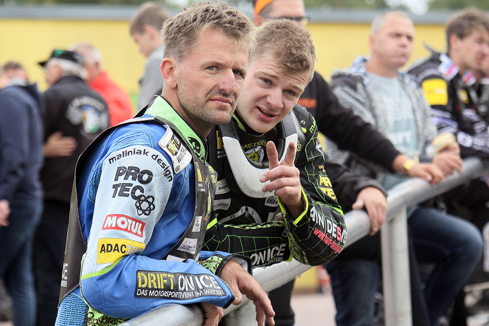 Żużel. 47-latek imponuje formą. Stracił tylko jeden punkt