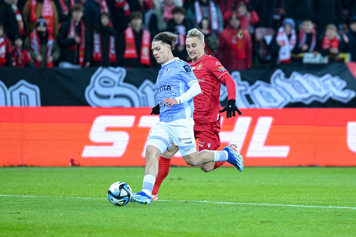 Pogoń Szczecin - Widzew Łódź. Gdzie oglądać mecz STS Pucharu Polski? O której początek?