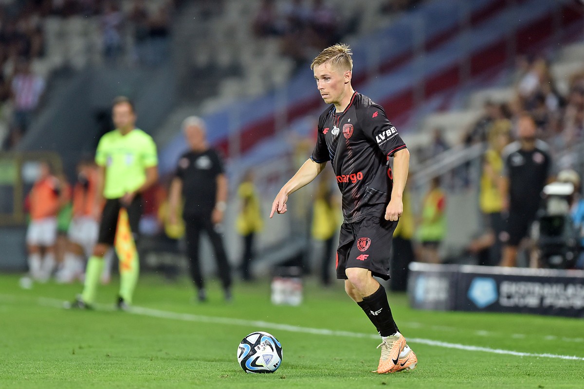 Absurdalna bramka samobójcza pomogła Piastowi Gliwice