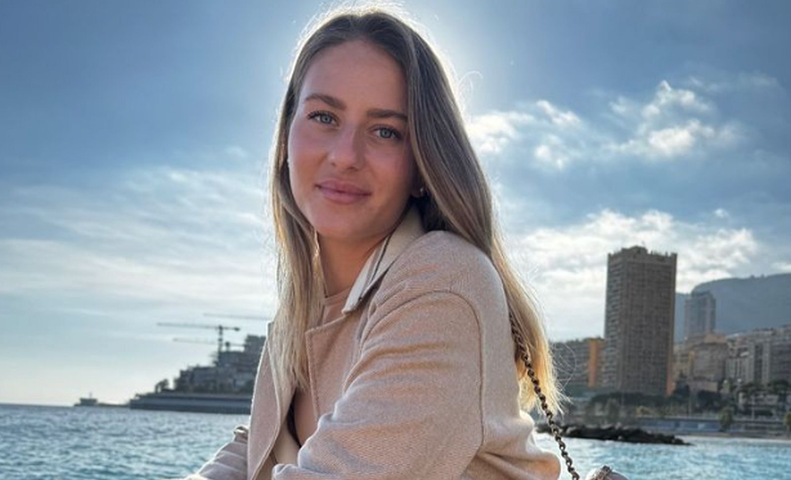 Ukraińska gwiazda ojczyzny ogarniętej wojną. 