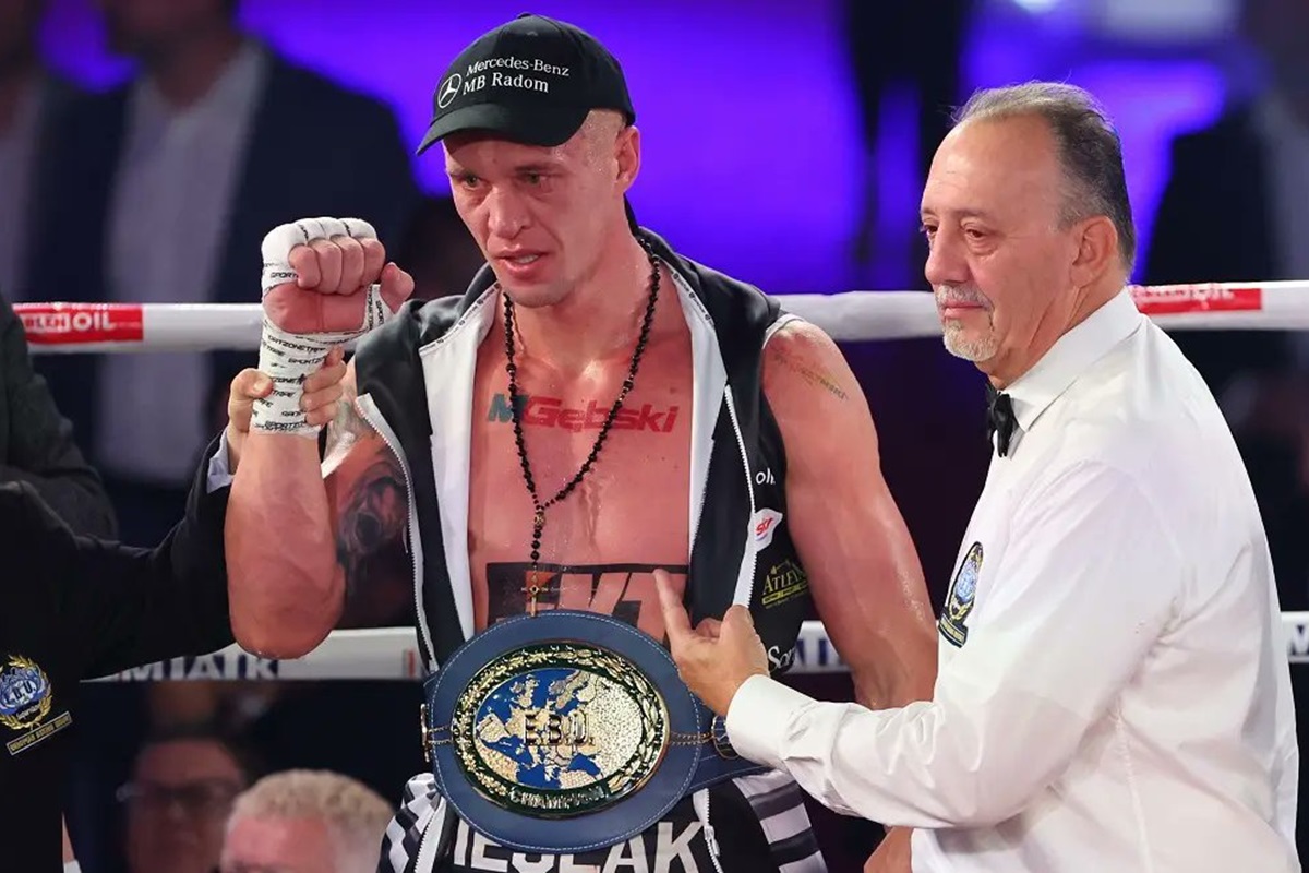 Tego się nikt nie spodziewał. Polak powalczy z legendą o pas