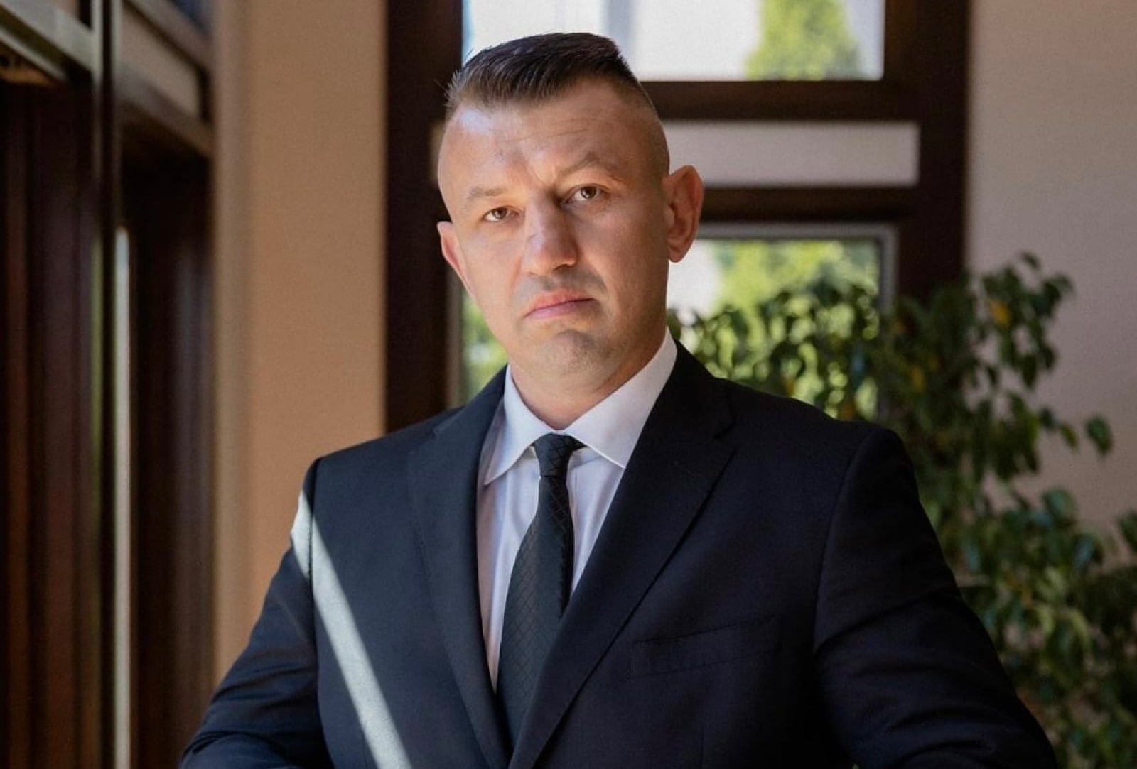 Nie wstydzi się. Takie ma zdanie na temat wiary