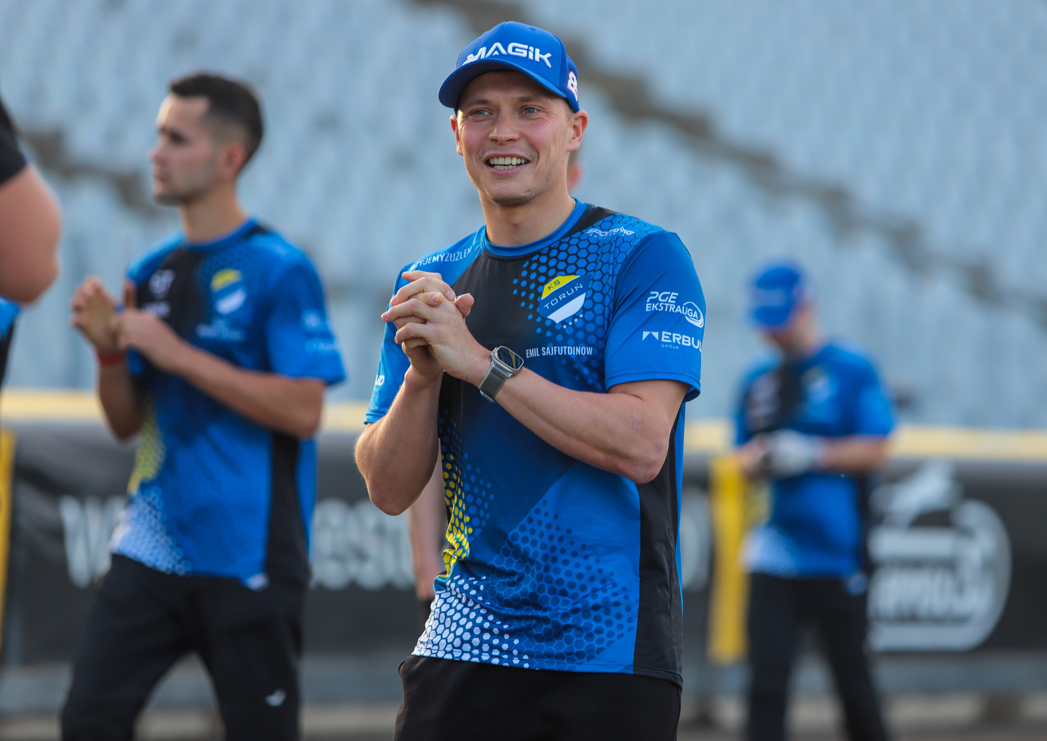 Żużel. Gwiazdy coraz częściej wybierają ten sposób rozliczeń. choćby 140 tysięcy za cztery minuty