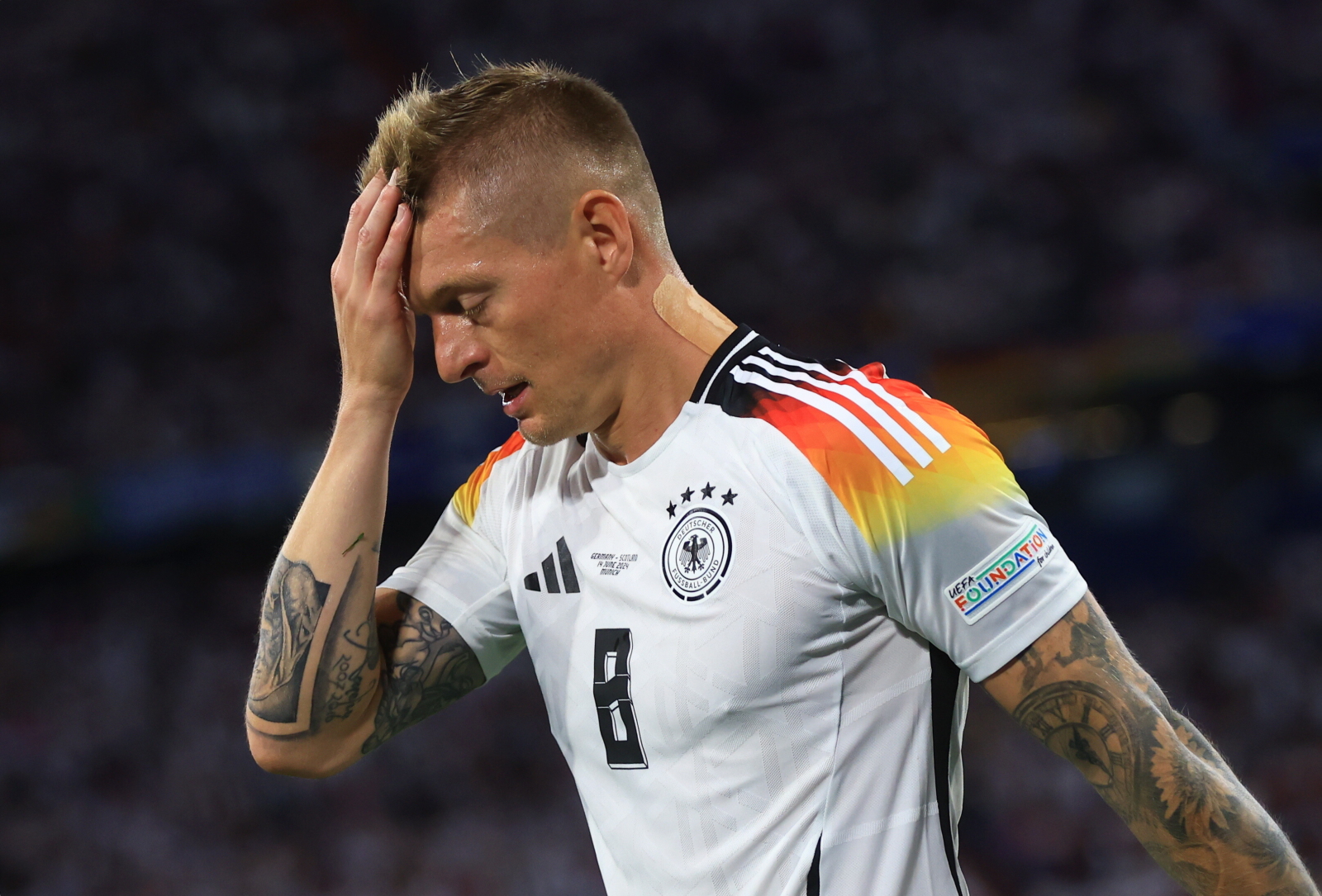 Bracia Kroos nie wytrzymali. Ostro skrytykowali to, co dzieje się w ich kraju