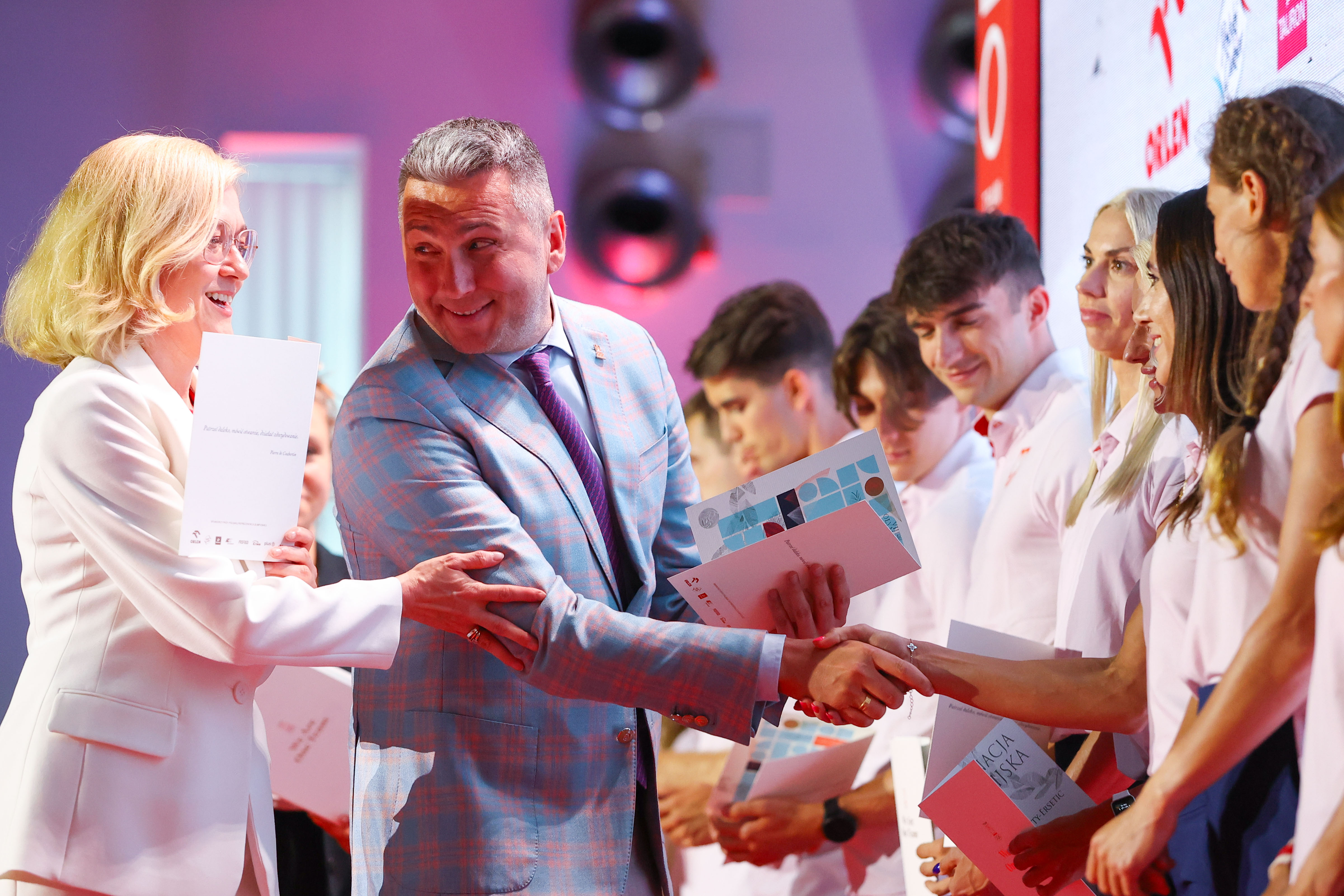 Piesiewicz spotka się z medalistami olimpijskimi. "Apele zostały wysłuchane"