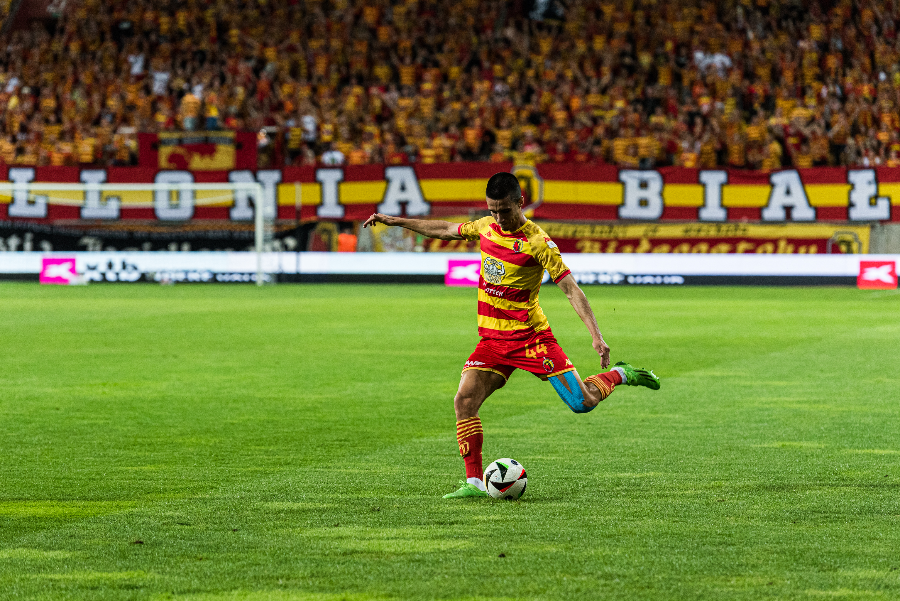 STS Puchar Polski. Gdzie oglądać mecz GKS Katowice - Jagiellonia Białystok? Będzie w TV? Kiedy start?