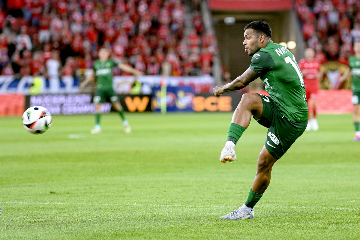 Media. Jednak nie Wisła? Kolejne kluby w grze o byłą gwiazdę Śląska