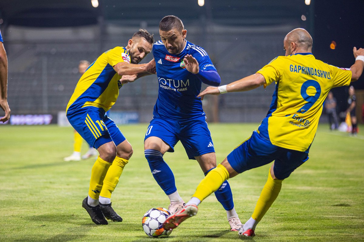 Szczegółowy terminarz 33. kolejki Betclic I ligi. Znamy termin hitu Miedź Legnica - Bruk-Bet Termalica Nieciecza