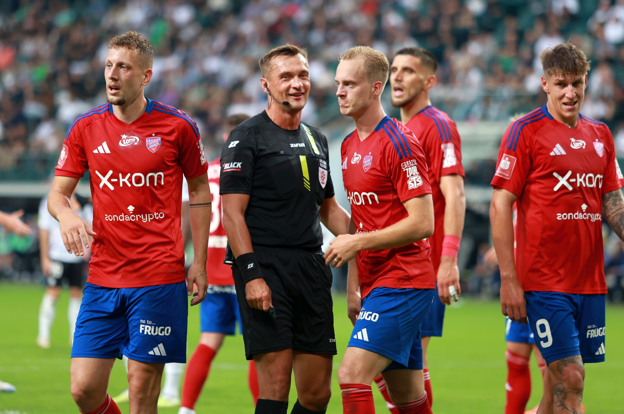 PKO Ekstraklasa: znamy sędziów na 22. kolejkę i hit Legia Warszawa - Wisła Płock