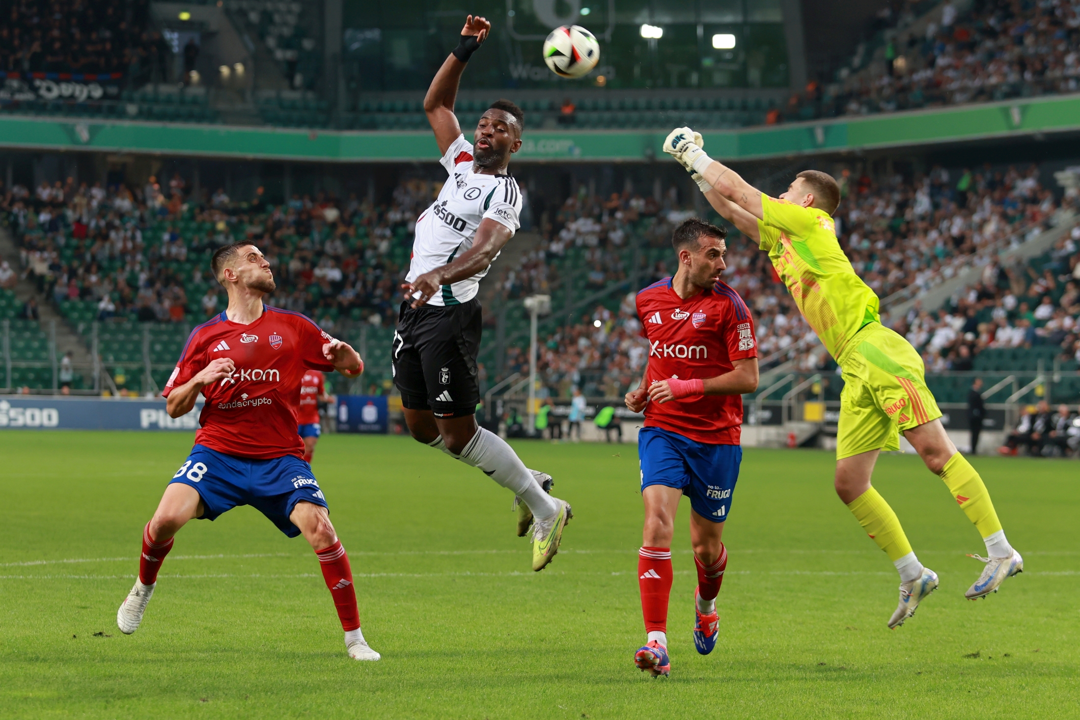 Media: Legia podjęła decyzję ws. napastnika. Klub planuje ładny gest