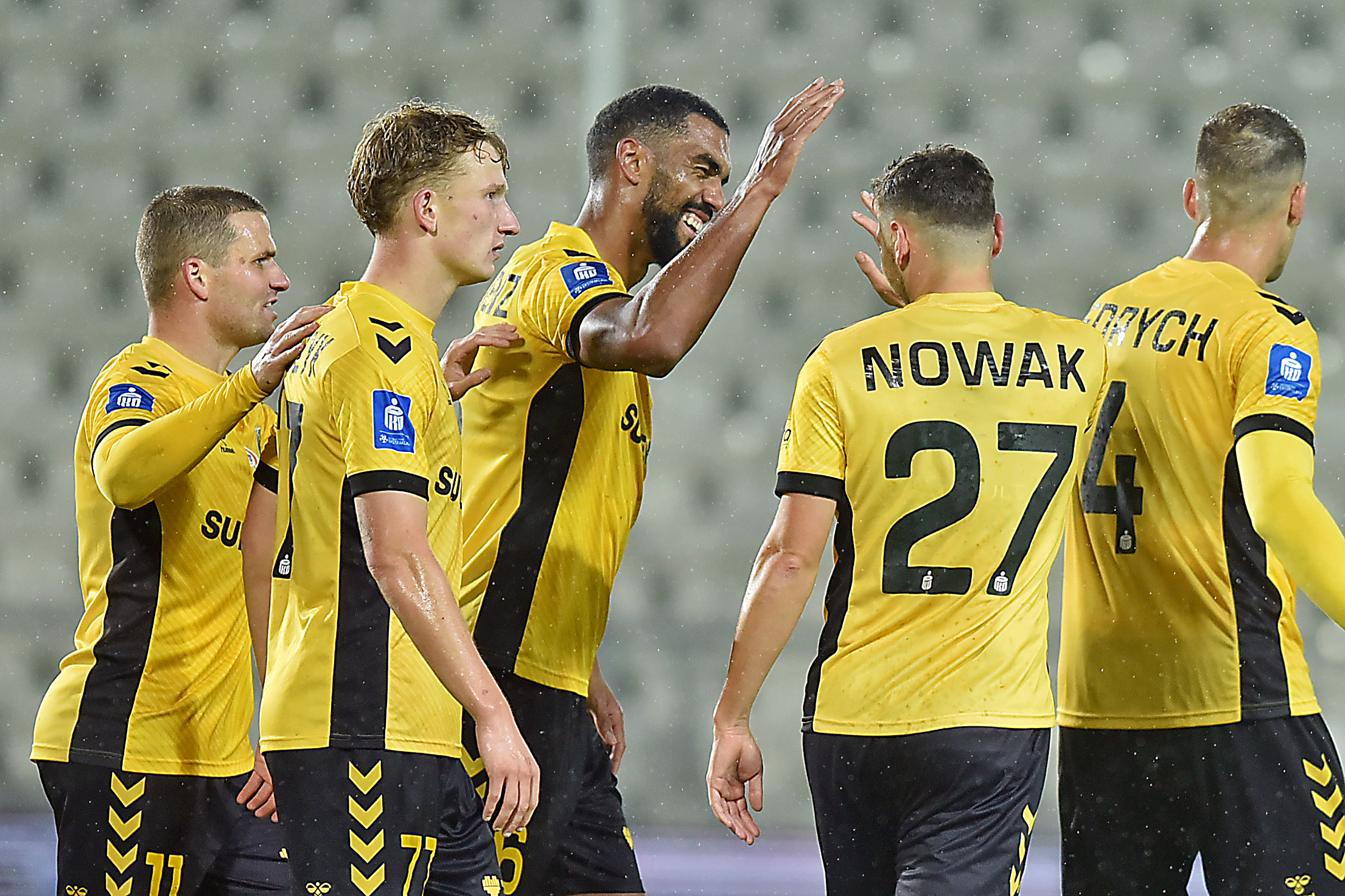 Ośmiu piłkarzy PKO Ekstraklasy zawieszonych