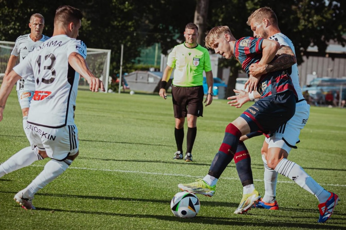Trener Pogoni nie widzi dla niego miejsca. Napastnik znalazł nowy klub