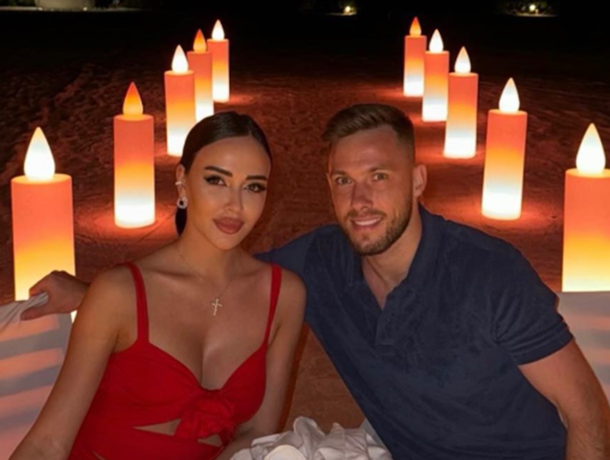 Tak żyje po rozwodzie. Pokazał zdjęcie w sieci