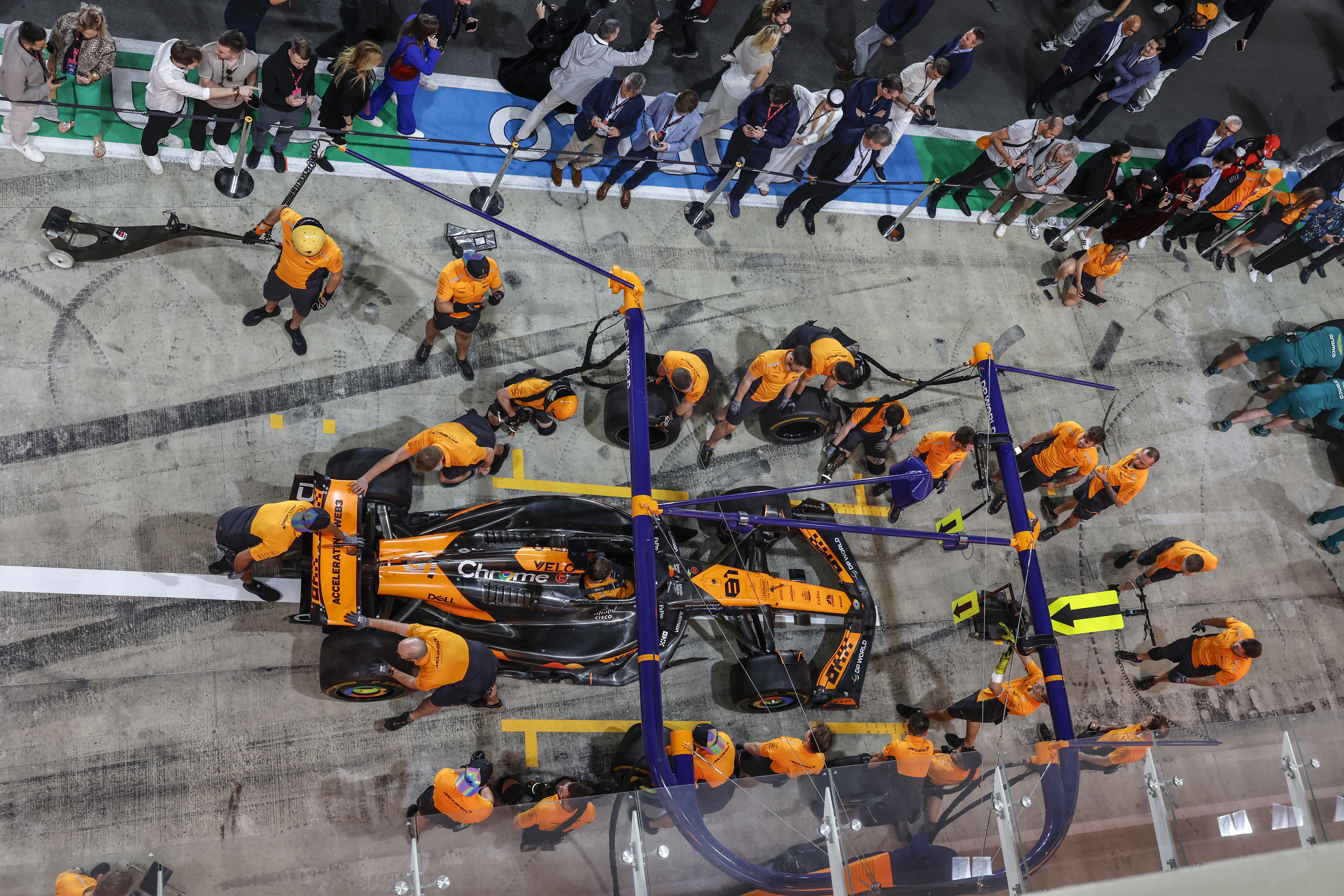 Mistrz F1 pochwalił się nową umową. Nagła zmiana partnera