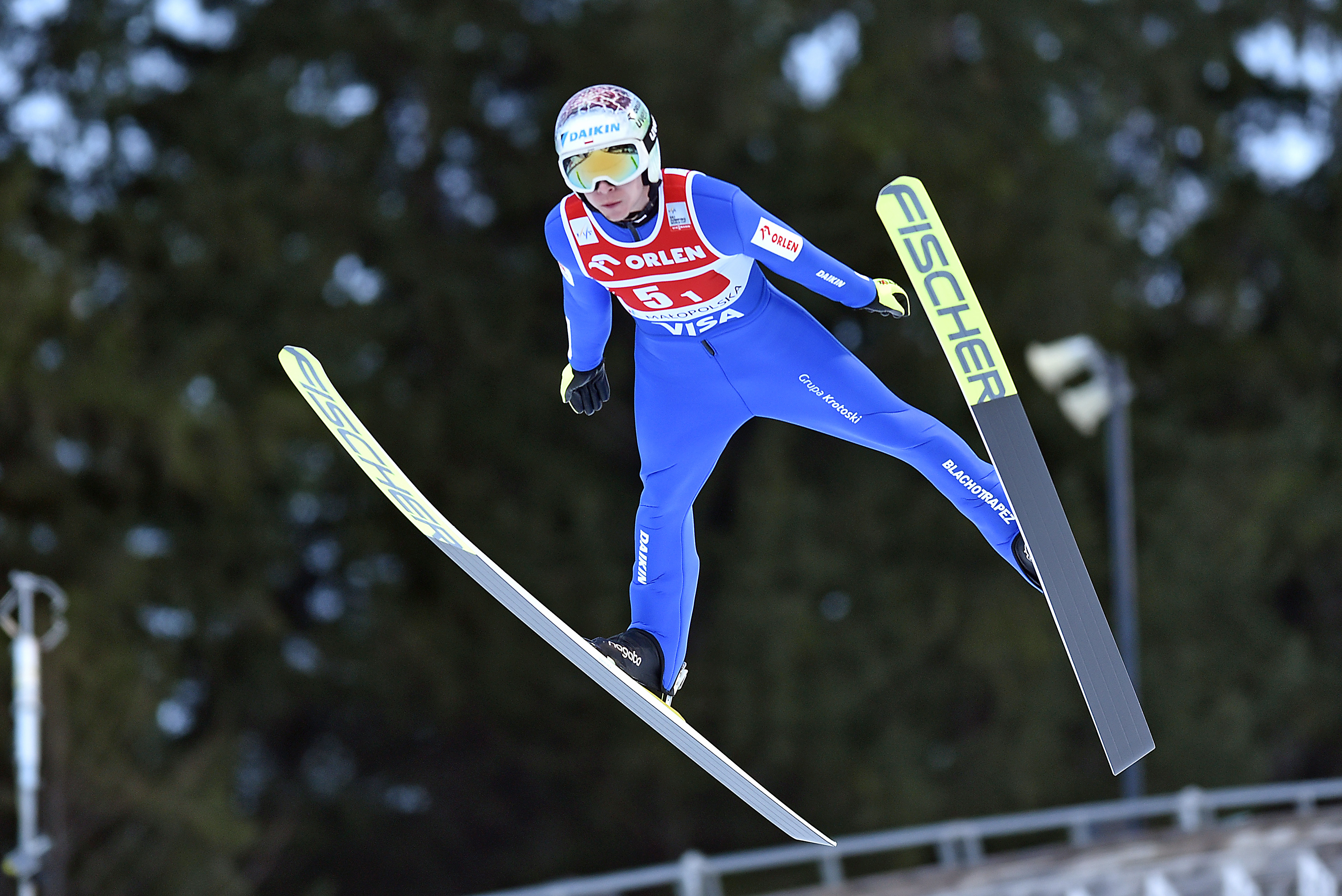Rywale ponownie zbliżyli się do Polaków