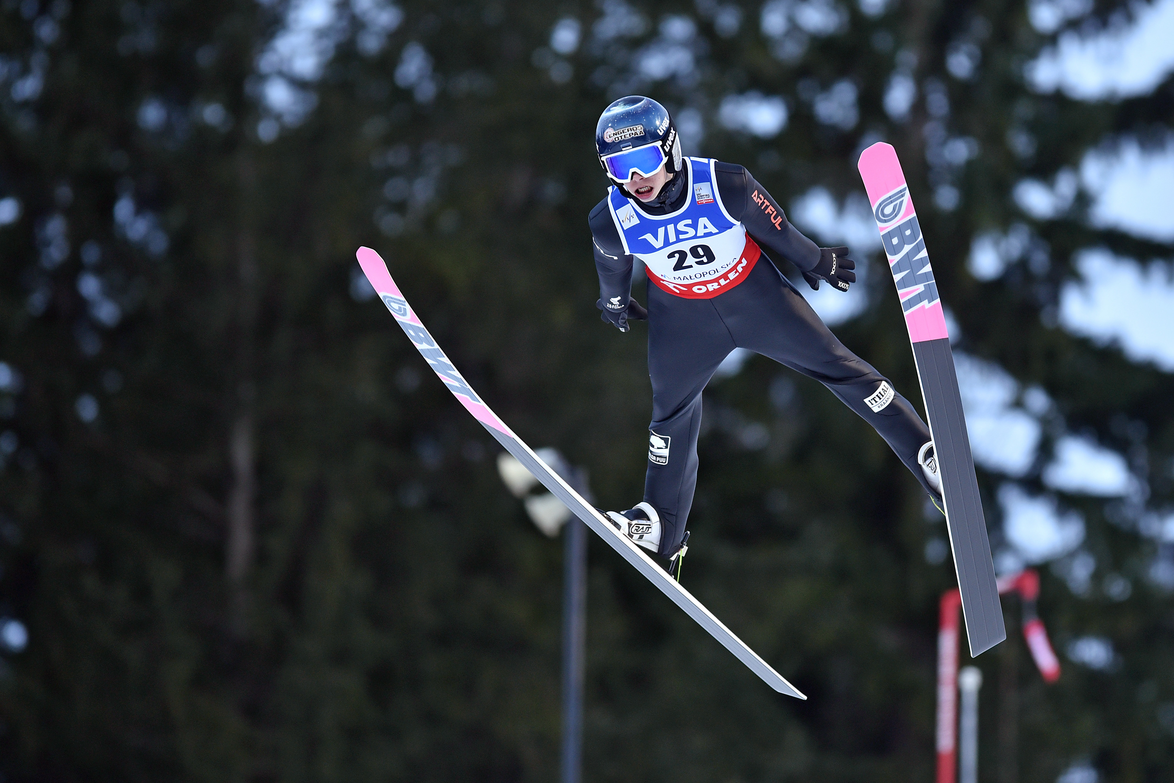"Ciężko mi wstać z łóżka". Skoczek wycofał się z zawodów