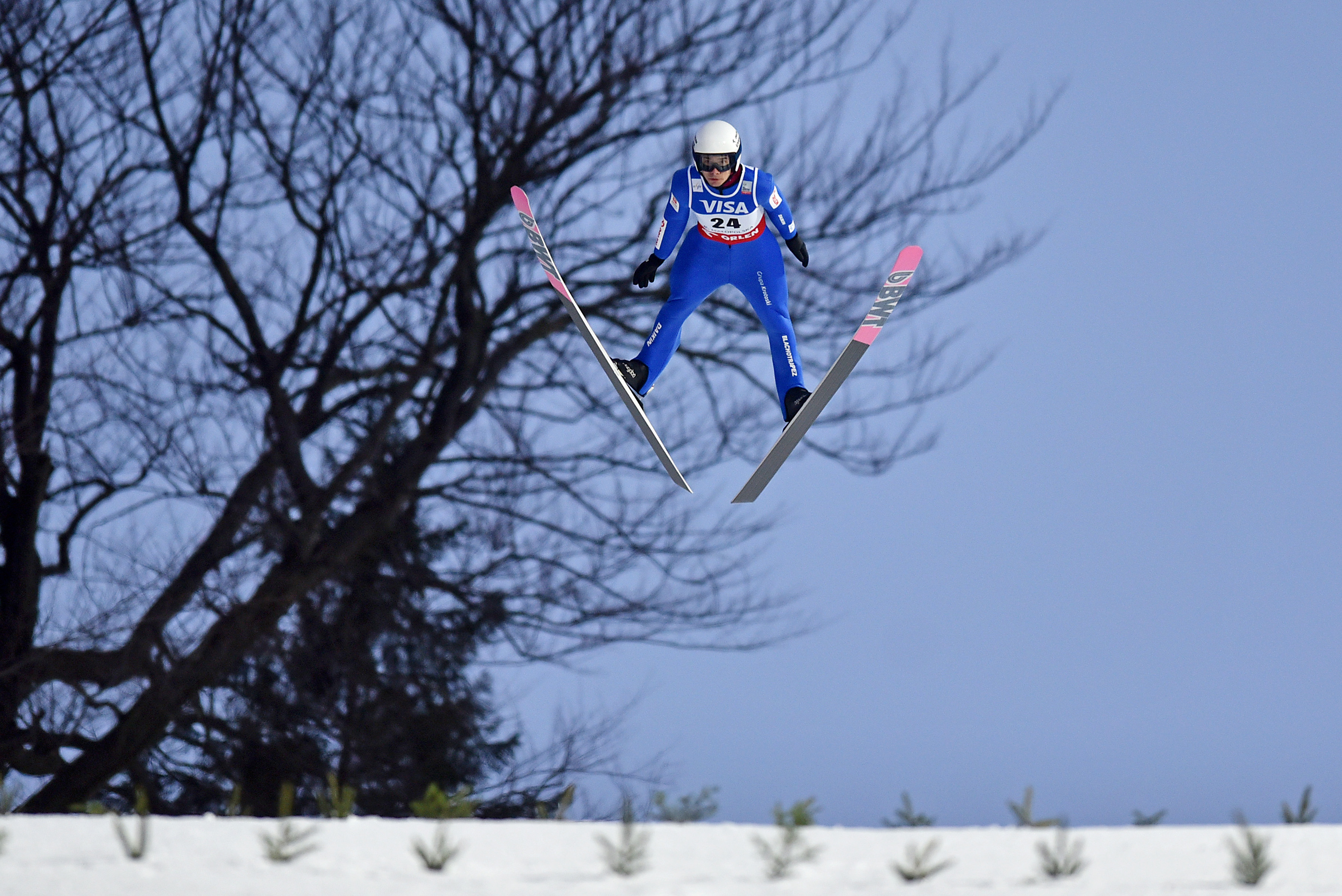 Jakub Wolny tuż za podium. Piotr Żyła znowu daleko
