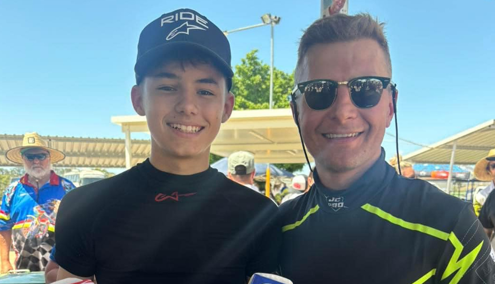 18:45///Co za słowa Jasona Crumpa. Porównał jego jazdę do wczesnych lat Tony'ego Rickardssona