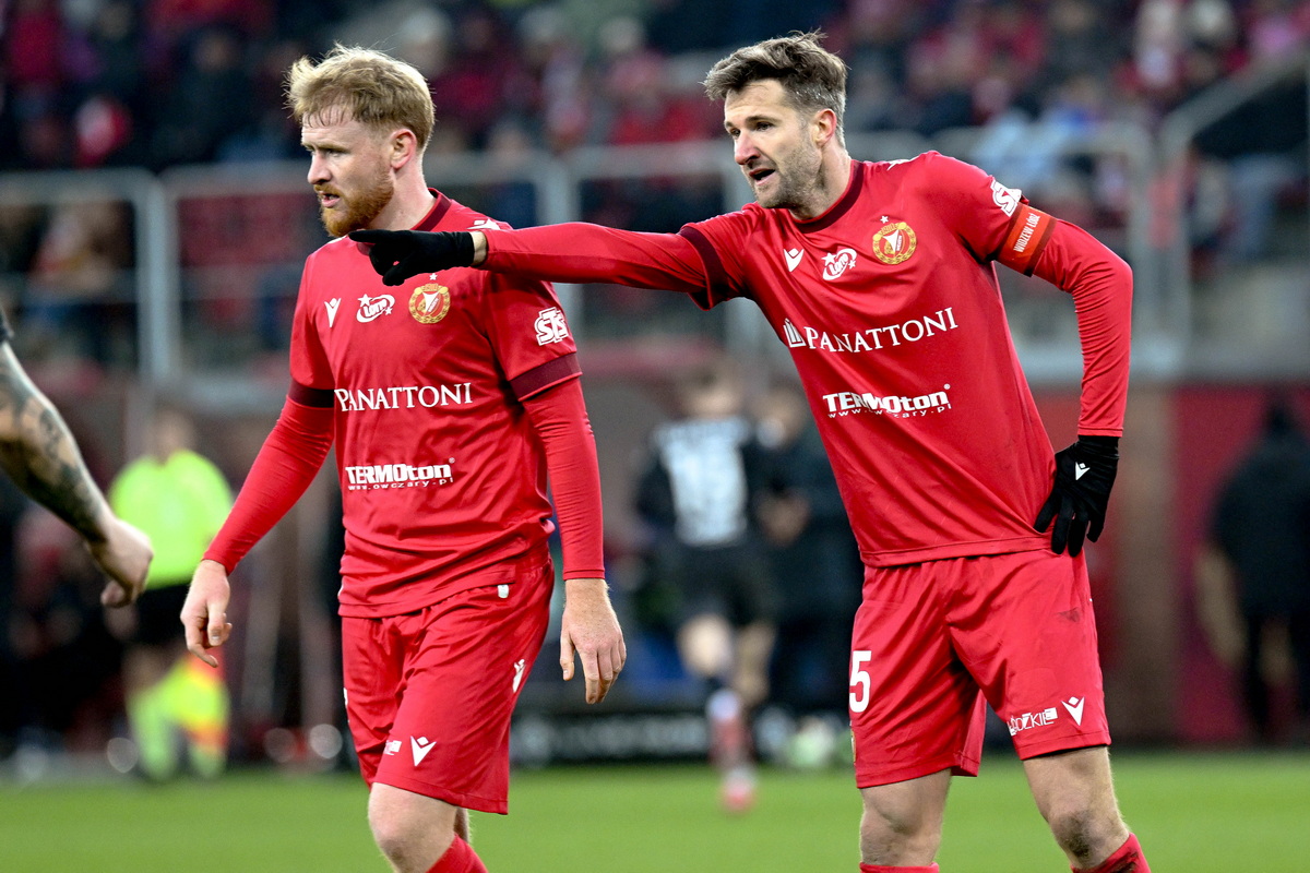 Błąd Gikiewicza dał awans Widzewowi