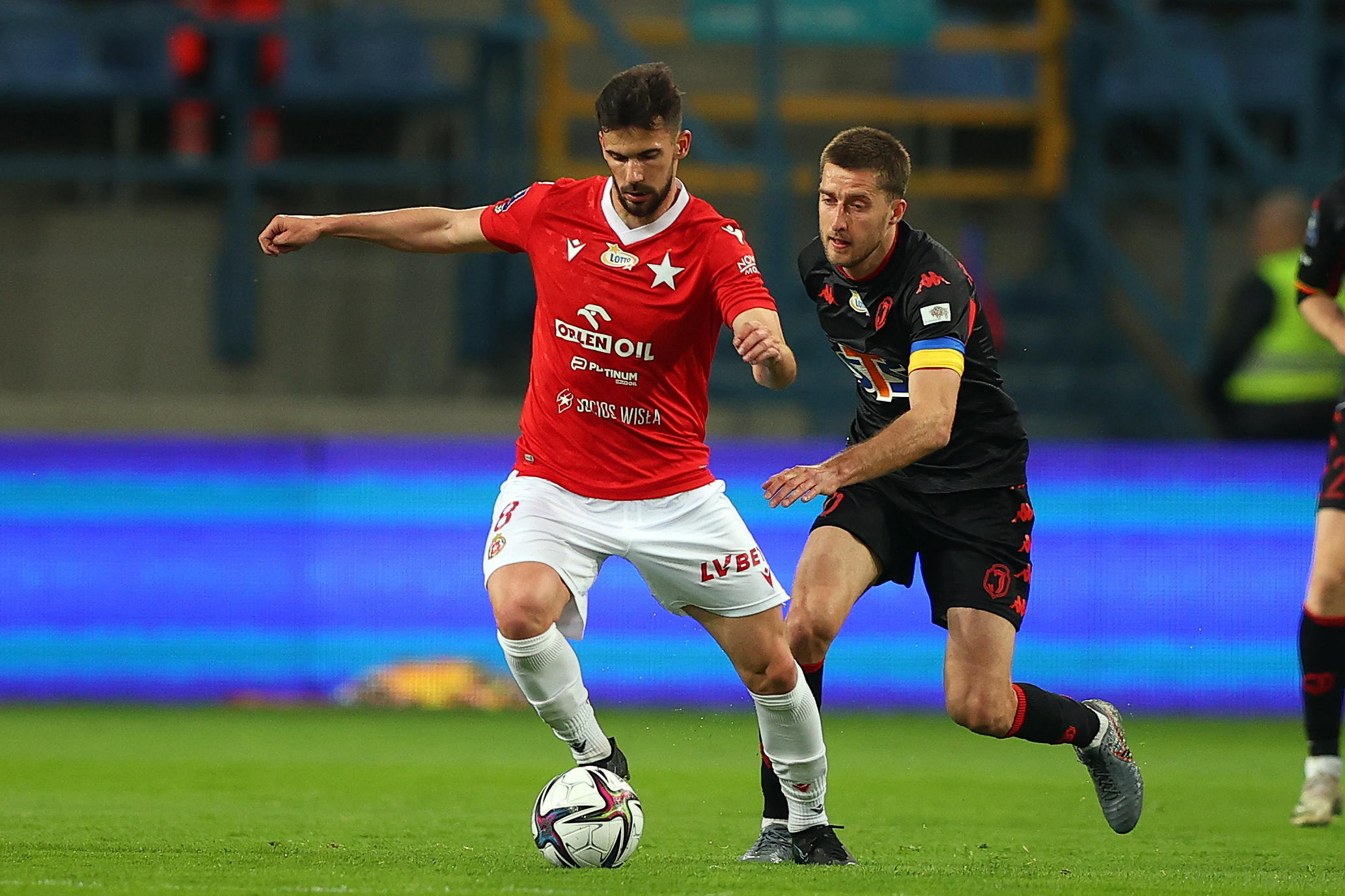 Wisła Kraków już bez ośmiu piłkarzy. Kolejny odszedł do byłego klubu