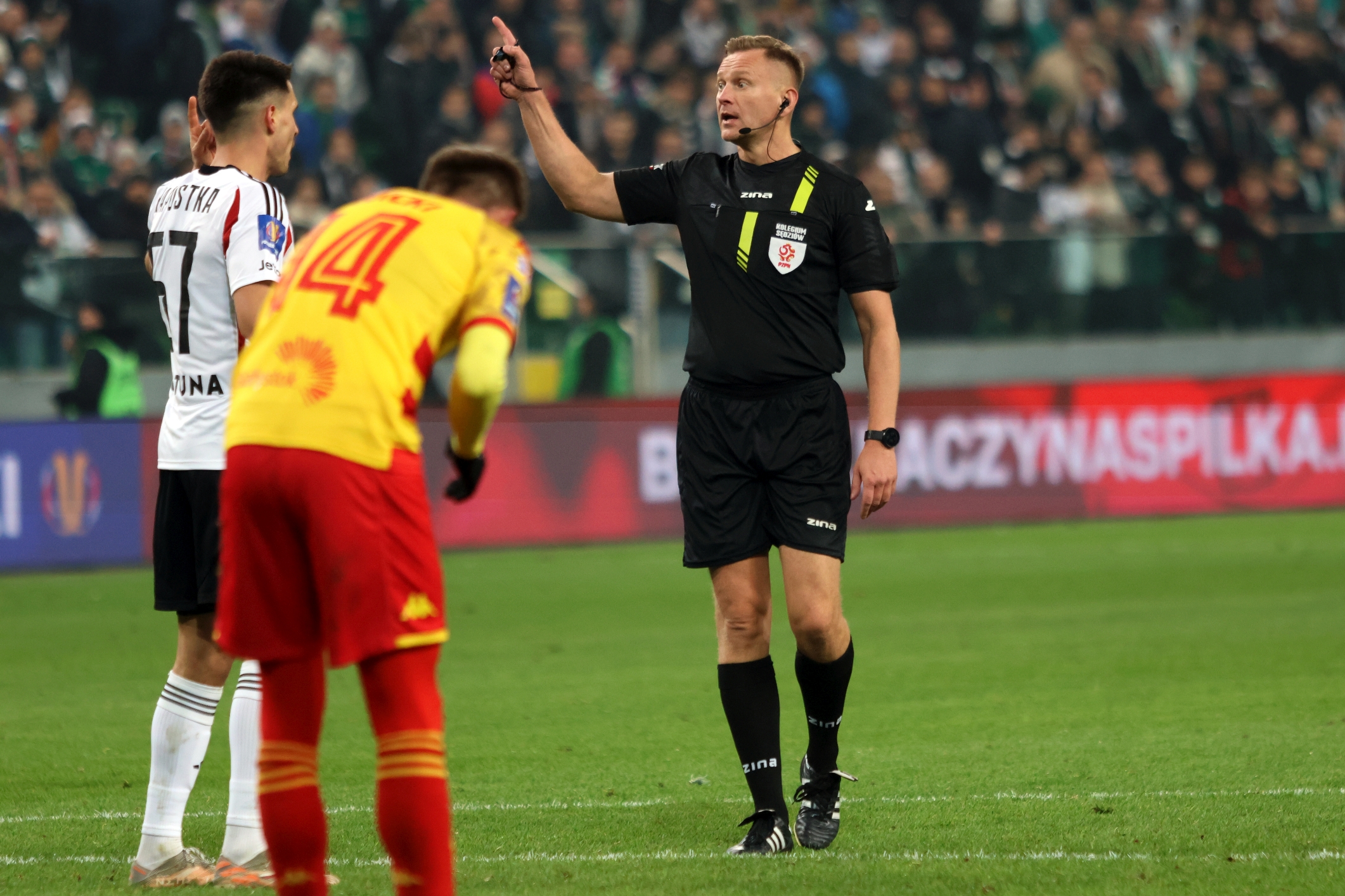 PKO Ekstraklasa: znamy sędziów na 15. kolejkę i hit Pogoń Szczecin - Jagiellonia Białystok