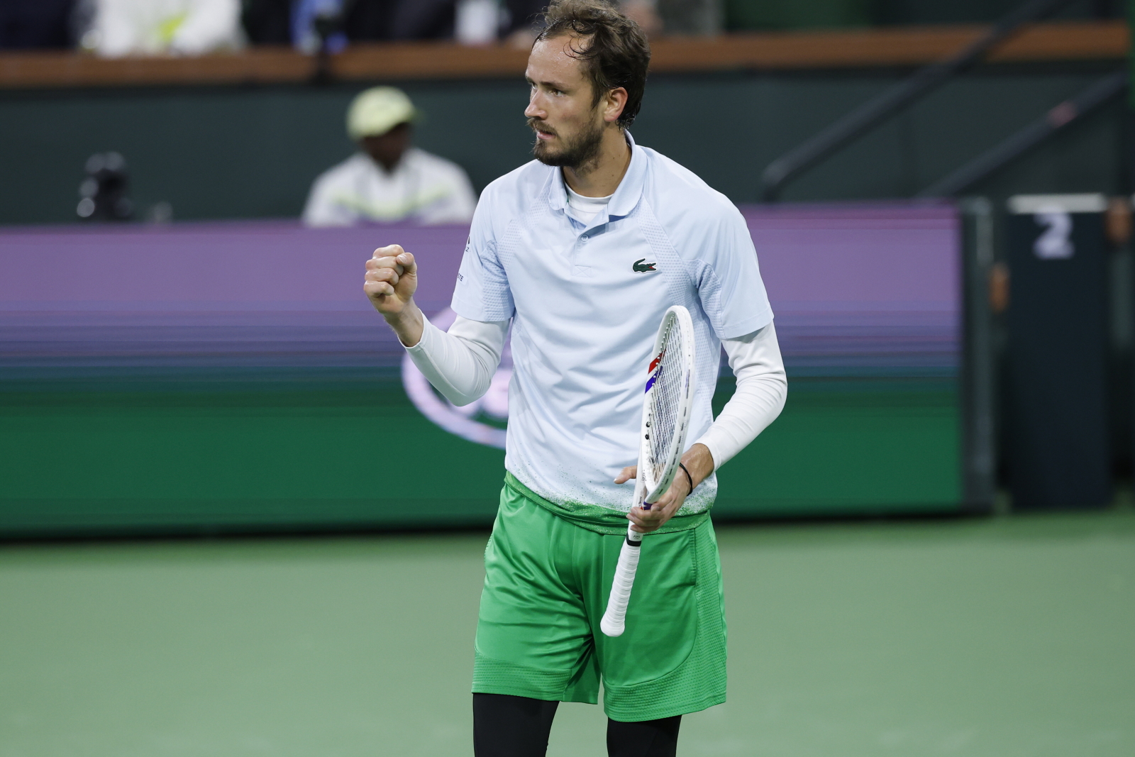 Danił Miedwiediew stracił dwa gemy. Młody Chińczyk sprawił sensację