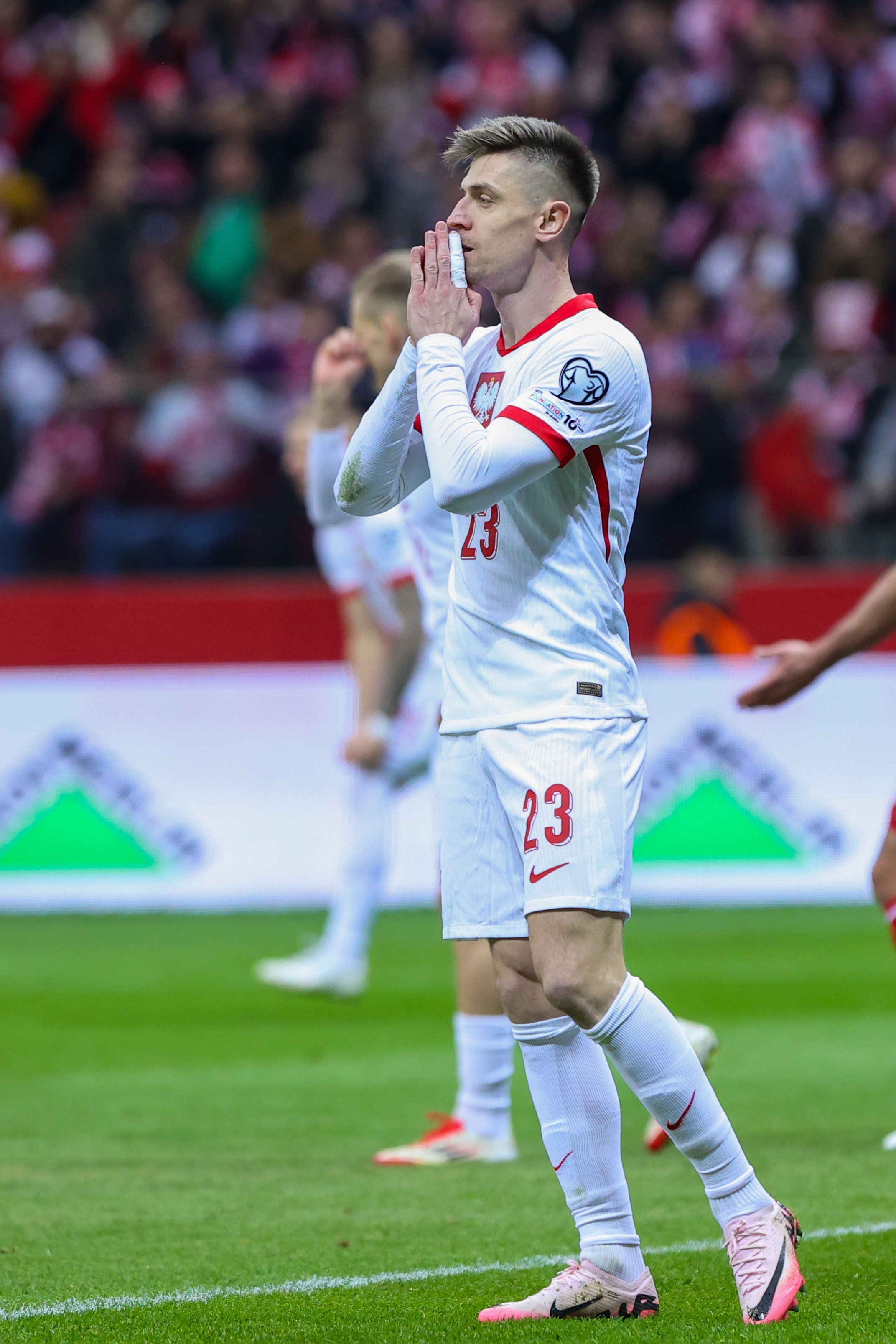 Piątek dalej zawodzi. Otrzymał bolesny cios