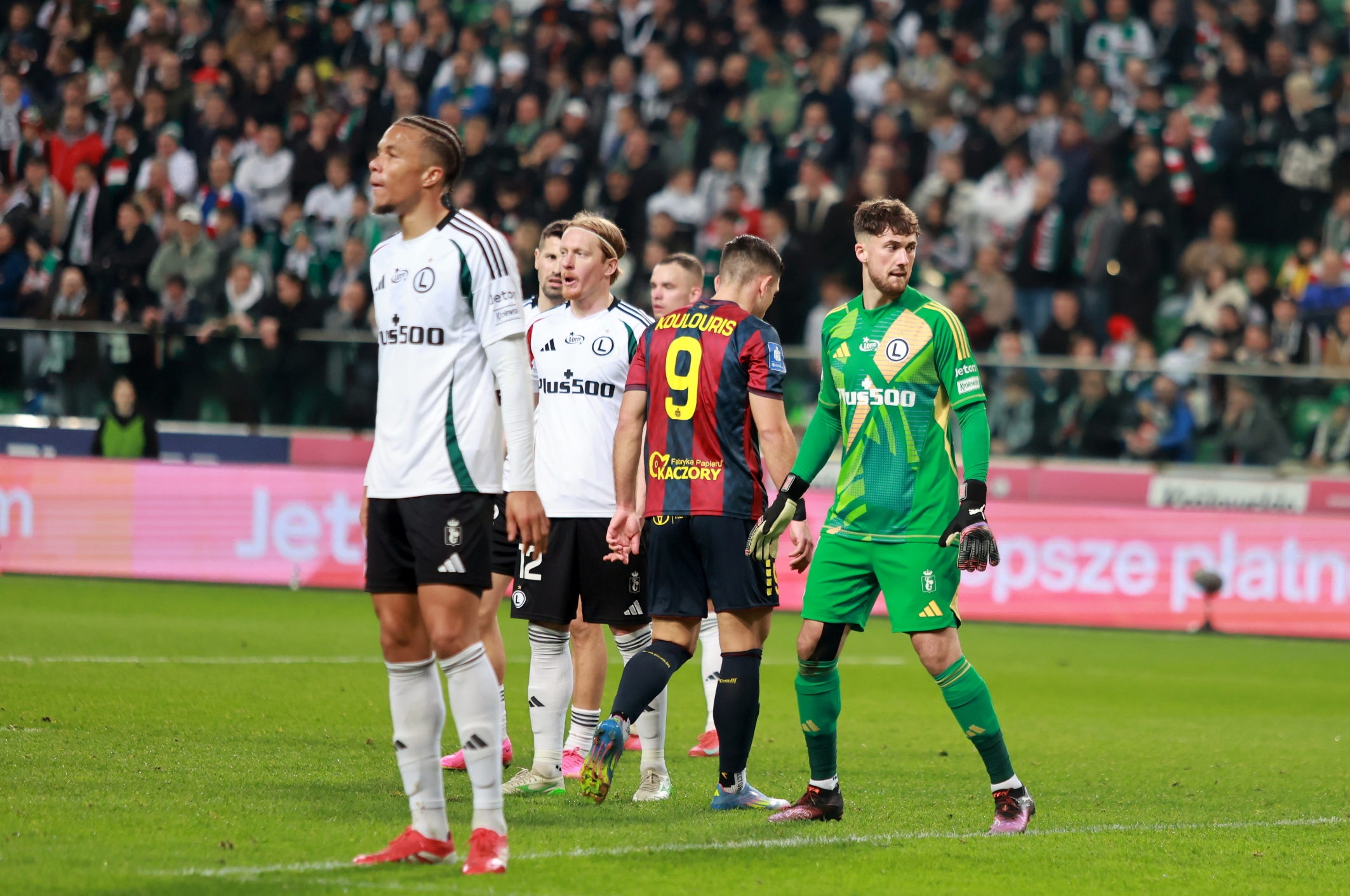 Media. Jeszcze jeden Urbański zagra w Legii. Czeka na rejestrację