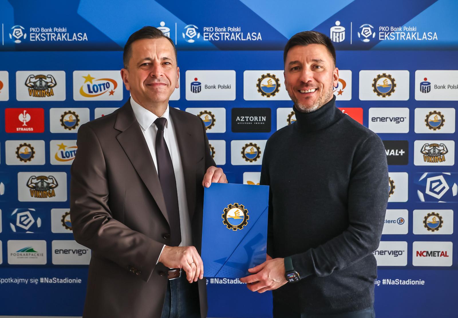 Prezes klubu o zmianie trenera. "Wszystko super, tylko nie miał wyników"