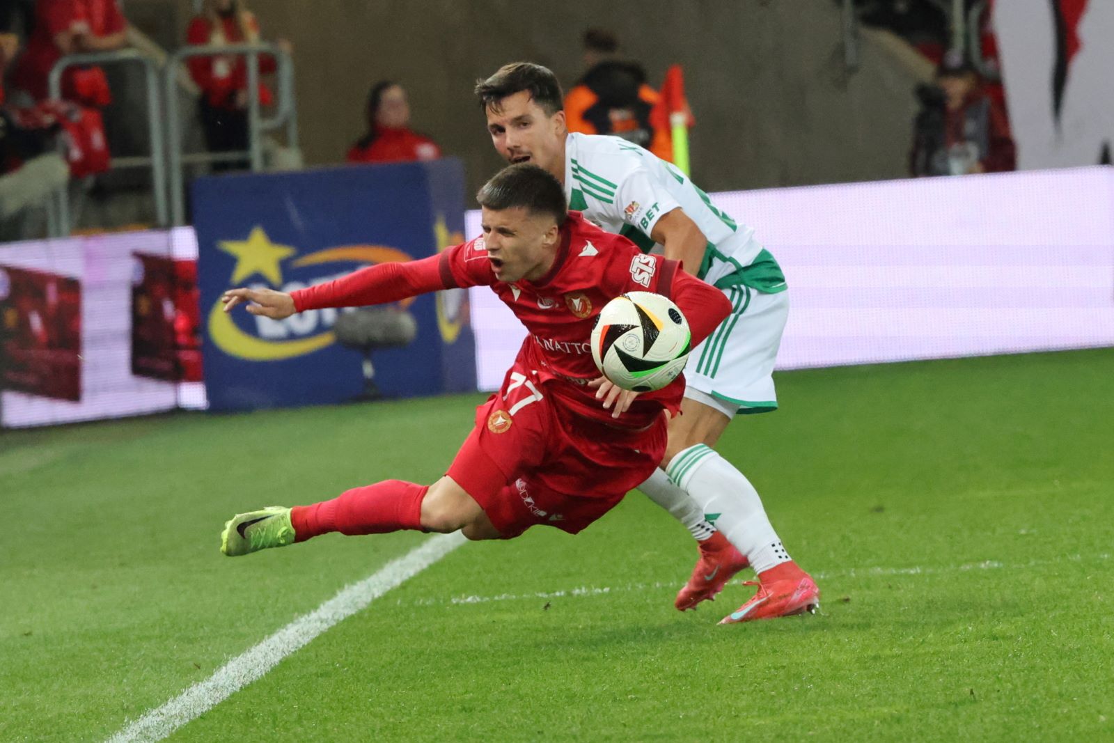 Szczegółowy terminarz 24. kolejki PKO Ekstraklasy. Znamy termin hitu Widzew Łódź - Lech Poznań