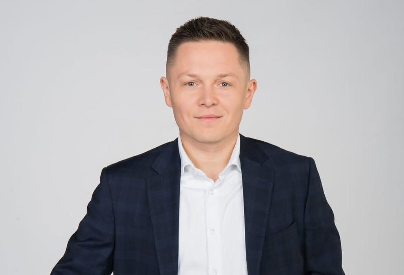 "Witaj w domu". Canal+ ogłosił powrót znanego komentatora