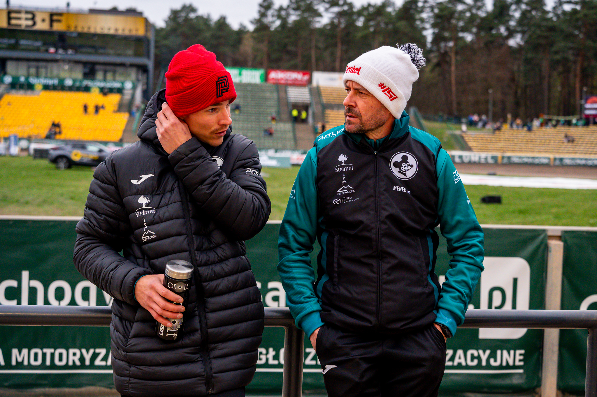 Żużel. Taktyczne rewolucje przed derbami. Stal i Falubaz poeksperymentowały