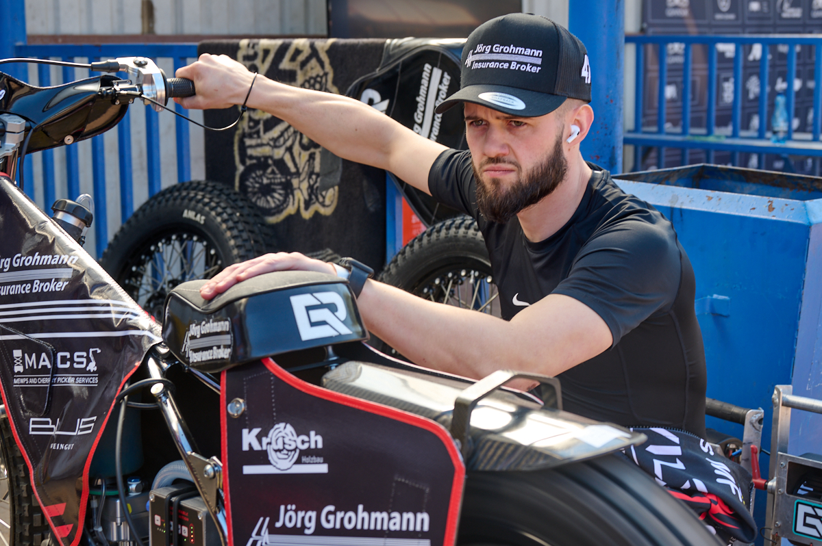 Żużel. Czołowy zawodnik podjął decyzję. Podpisał kontrakt w polskiej lidze