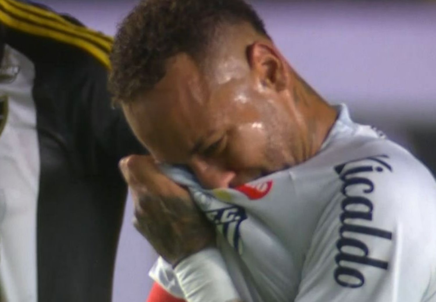 "Płakał jak małe dziecko". Oficjalny komunikat ws. Neymara