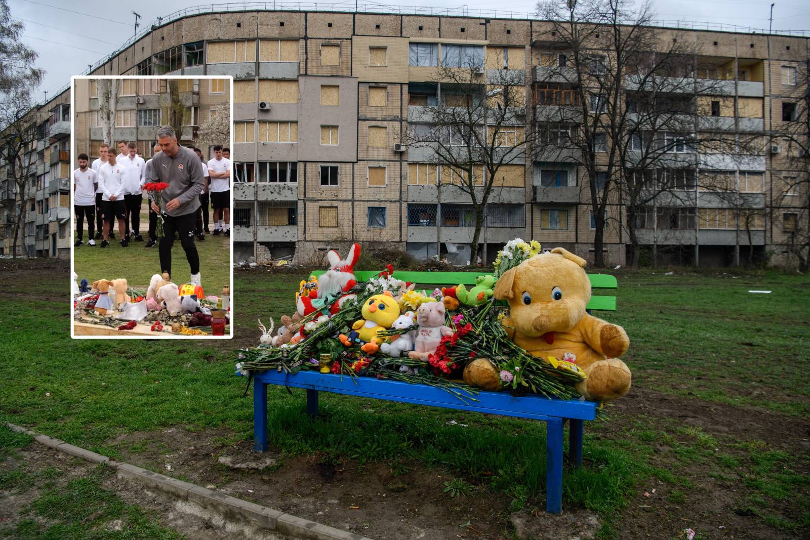 Poruszająca cisza. Piłkarze odwiedzili miejsce tragedii w Krzywym Rogu