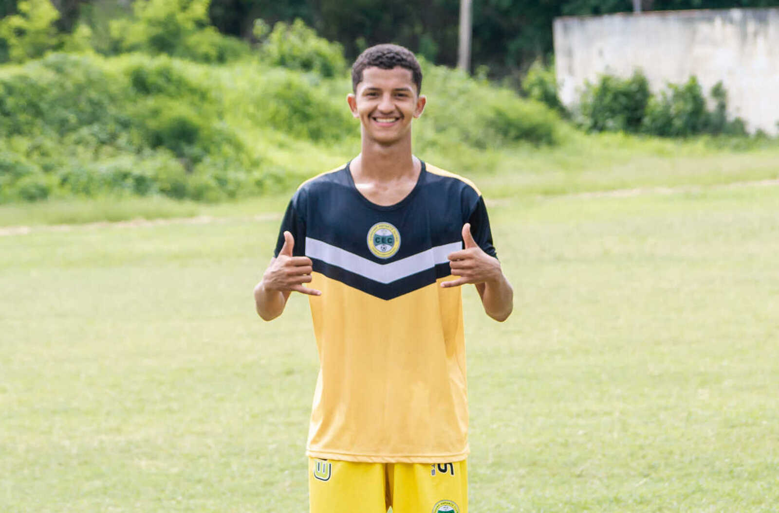 Nazywa się Zynedinne Zydanne. Gra w Polsce i robi coraz większą furorę