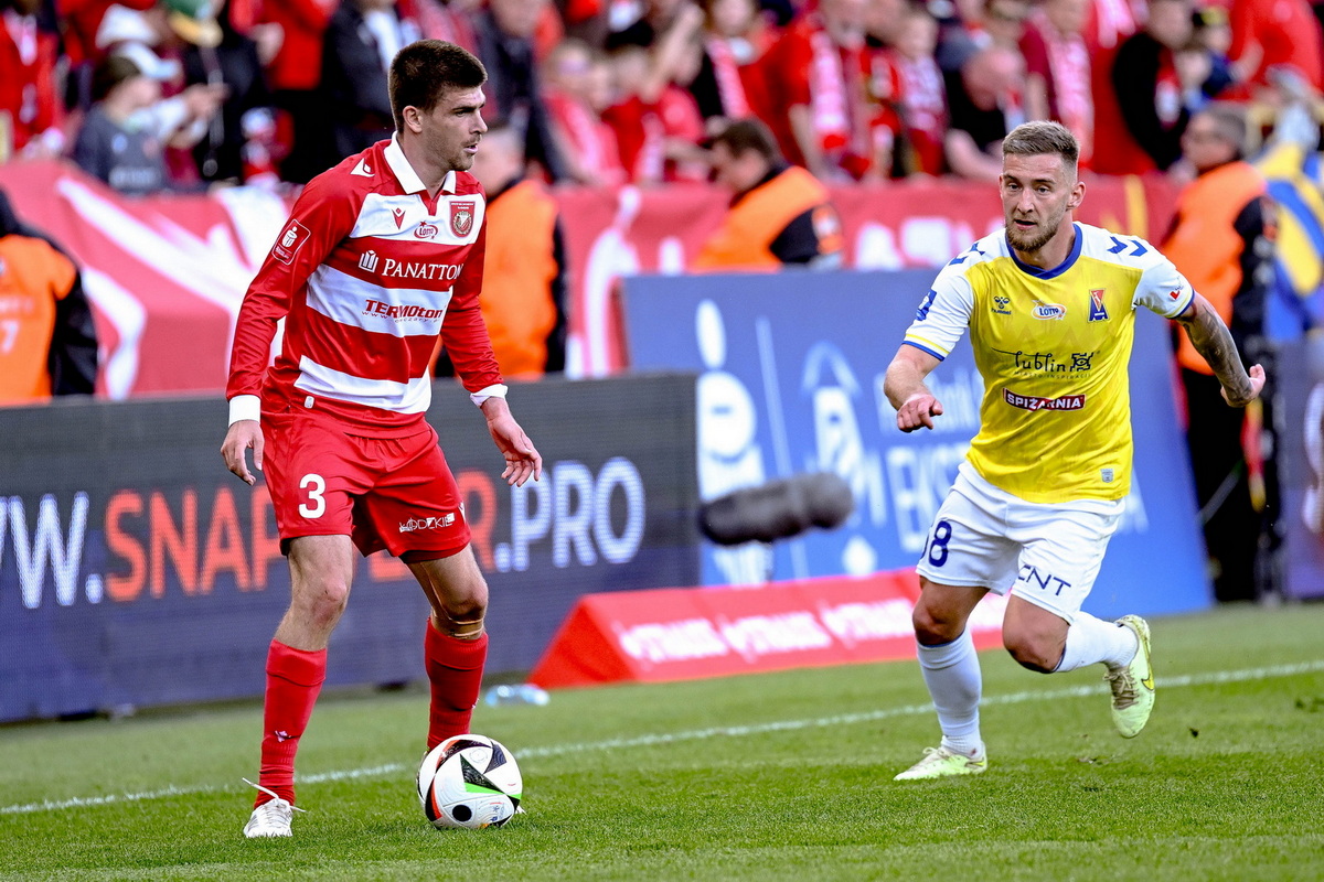 Media. Mistrz kraju chce zawodnika Widzewa