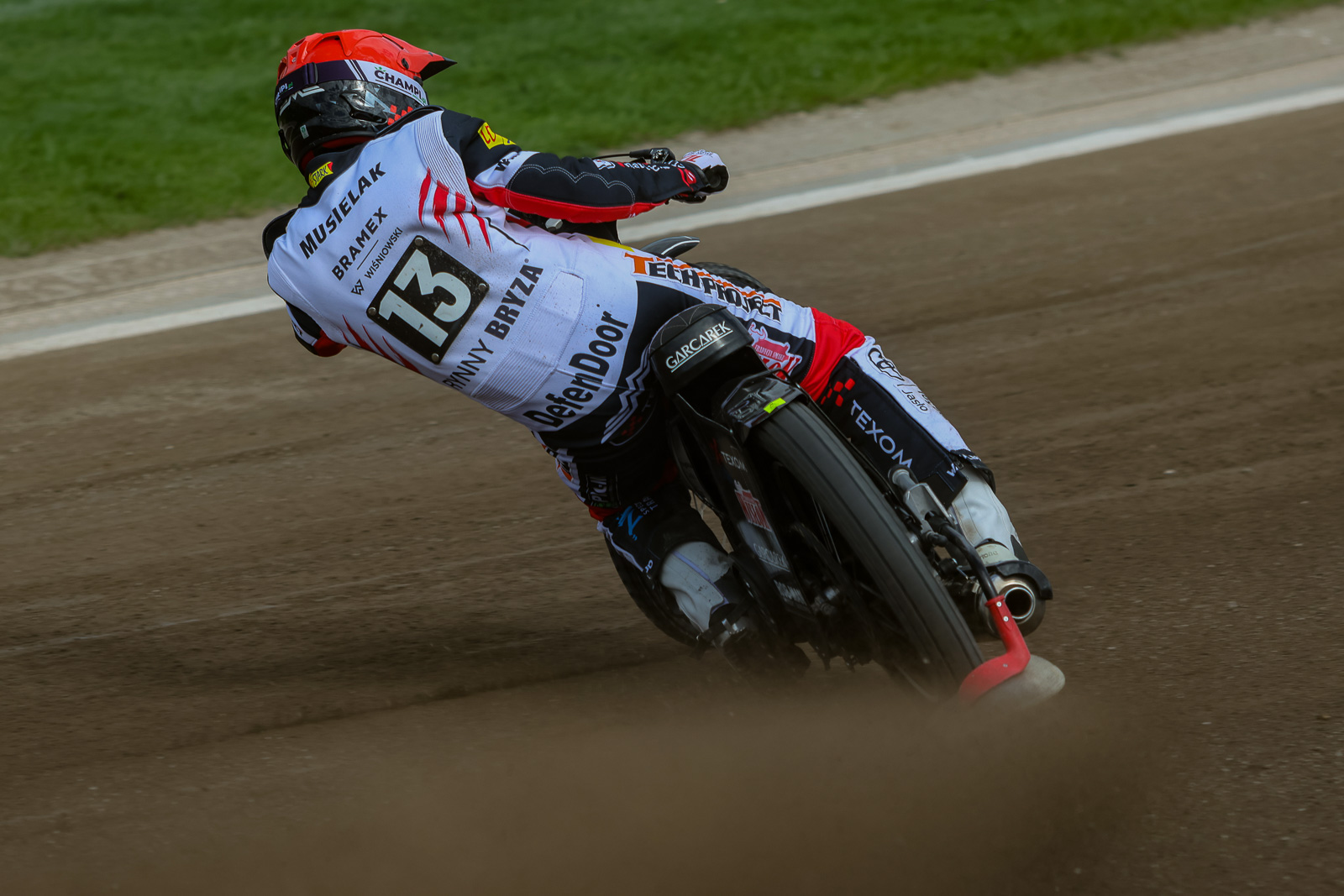 Żużel. Komplet Cooka na Wyspach. Drużyna Janowskiego znów lepsza od ekipy Musielaka